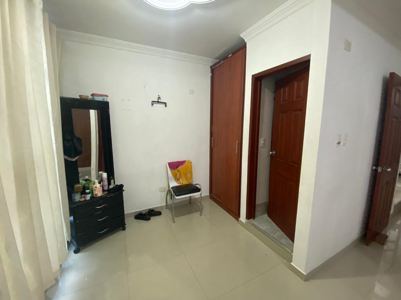 VENTA DE CASA UNIFAMILIAR EN CIUDAD 2000
