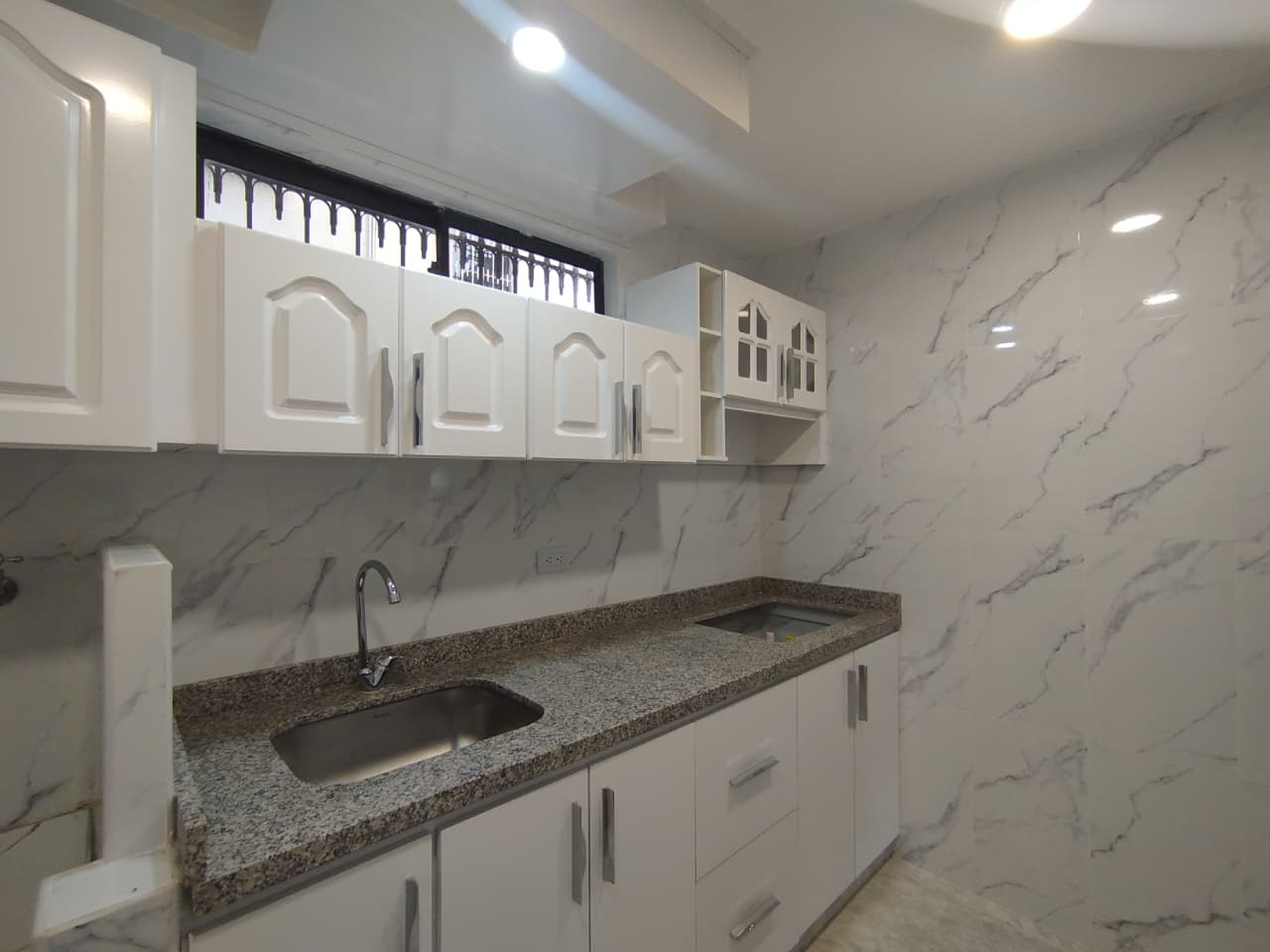 VENTA APARTAMENTO CONJUNTO PRIMERO DE MAYO 1ER PISO SUR DE CALI