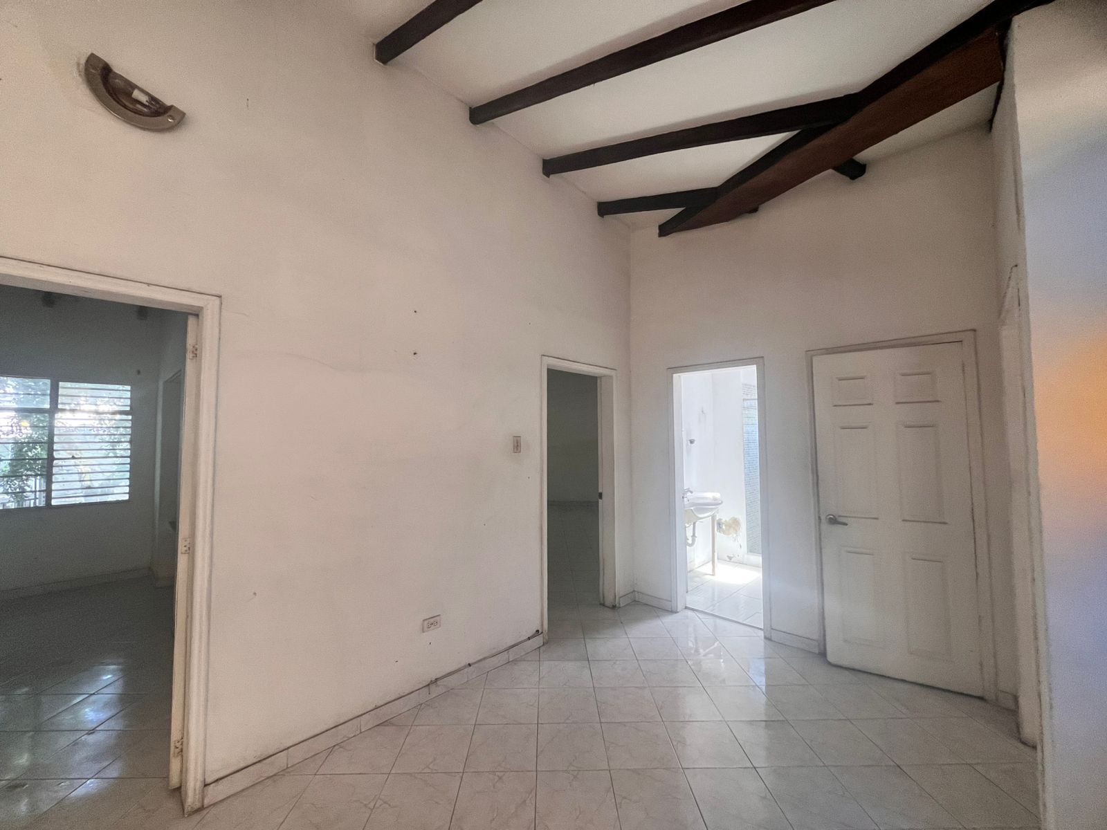 Se Vende Casa Netamente Residencial - Santa Rita - Cali KF