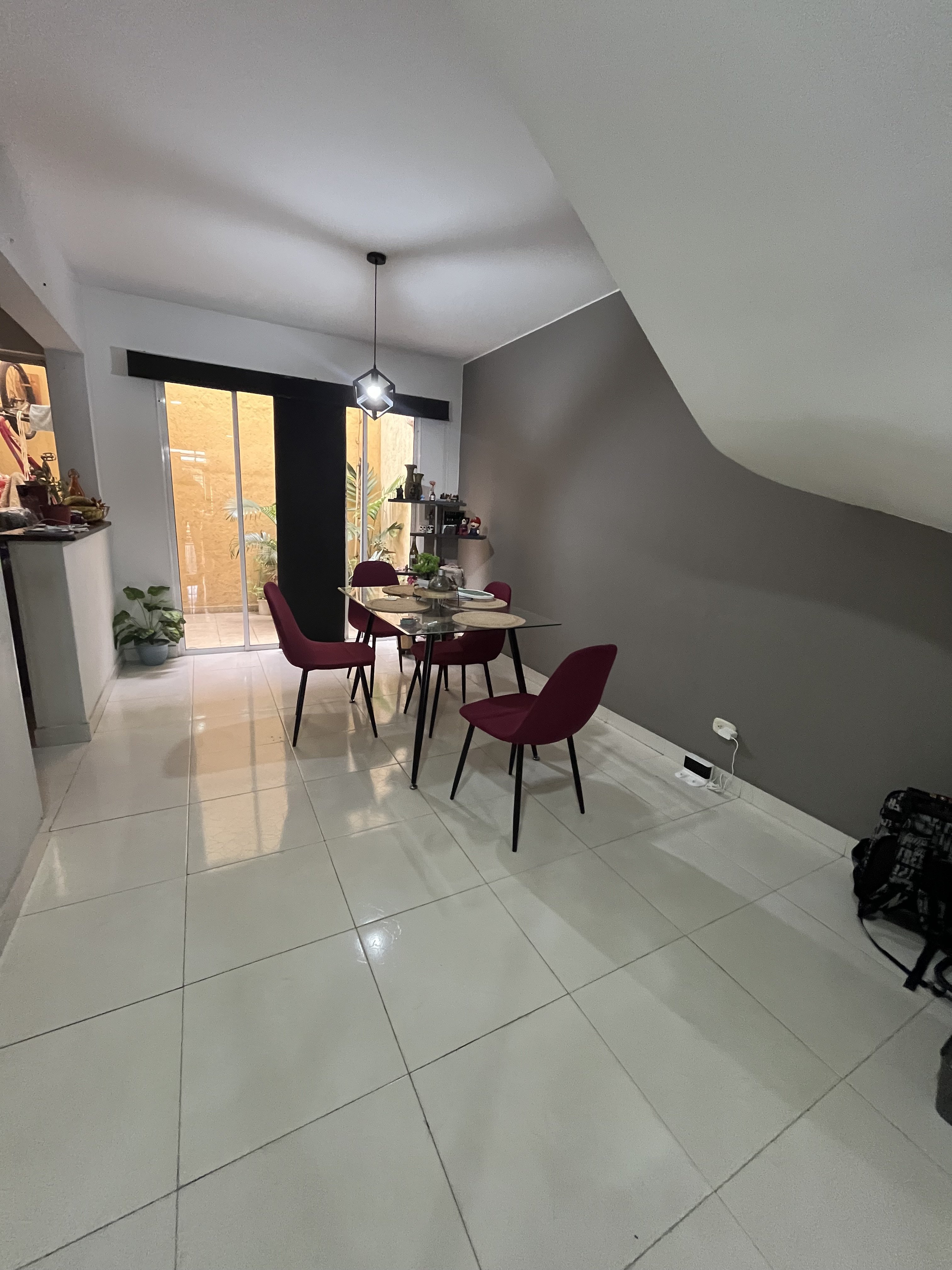 SE VENDE CASA CON 4 HABITACIONES EN EL CANEY