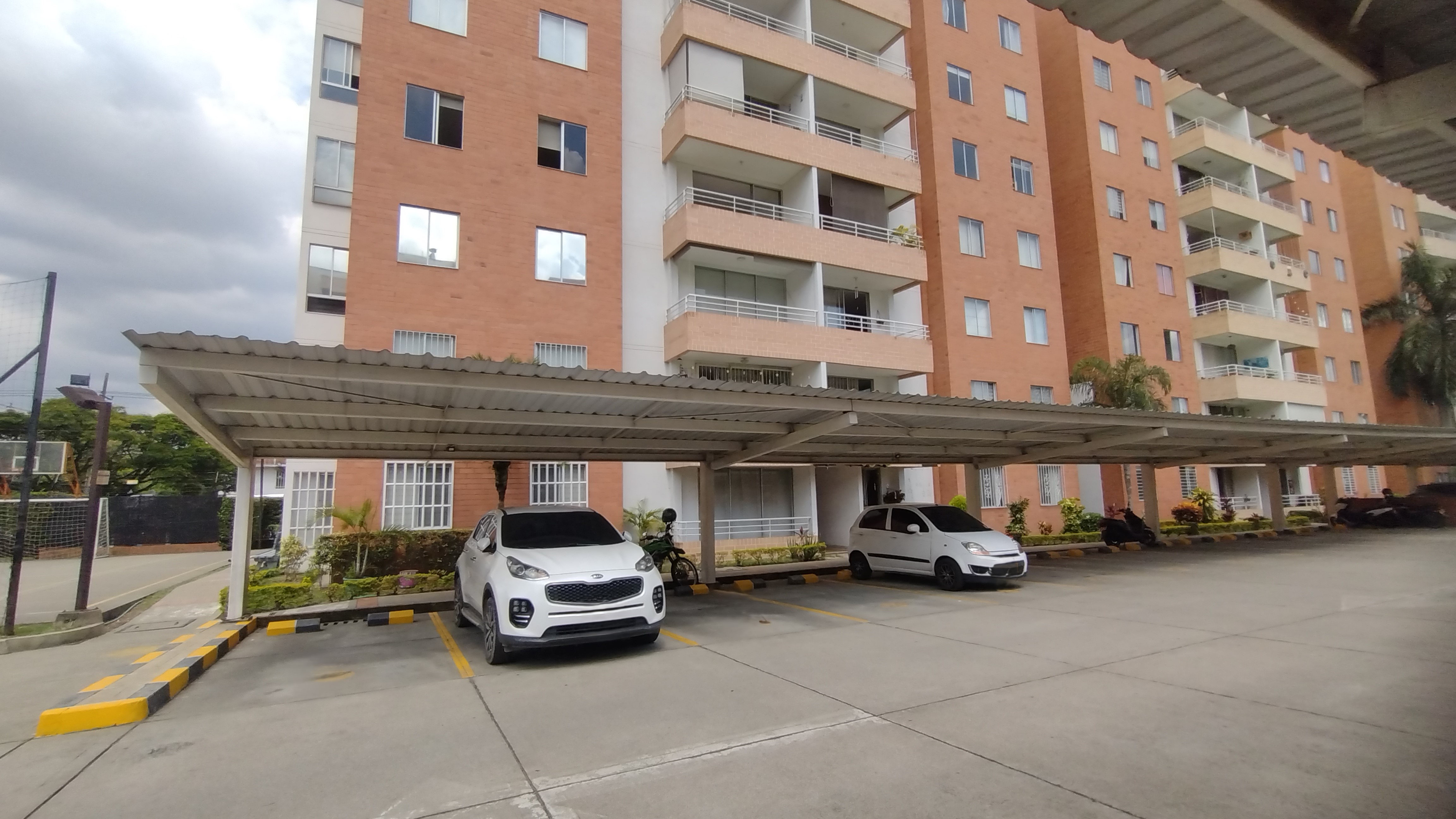 VENTA APARTAMENTO SUR DE CALI CANEY CR LOS ROBLES