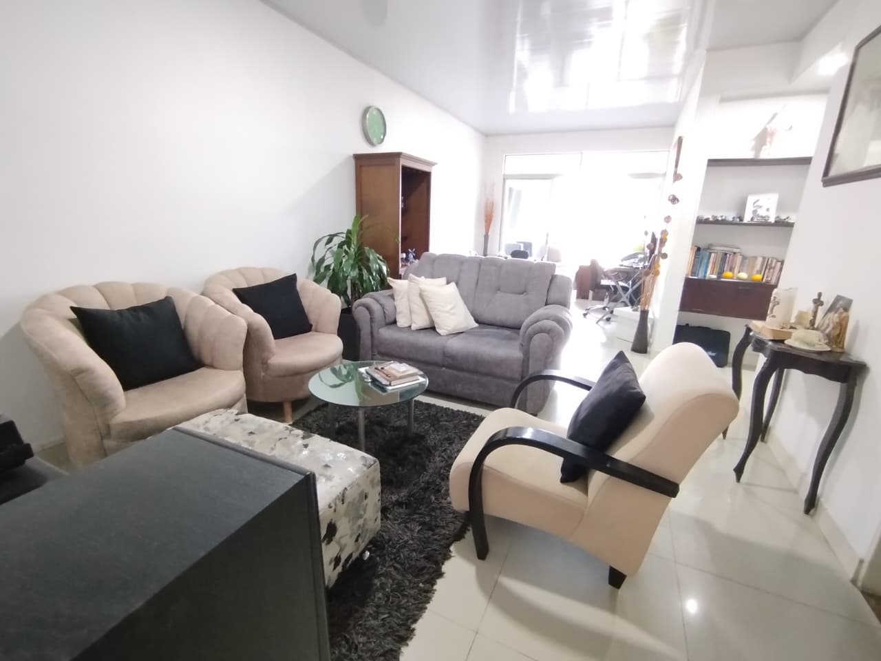VENTA APARTAMENTO CONJUNTO UMBRAL DE LAS QUINTAS SUR DE CALI