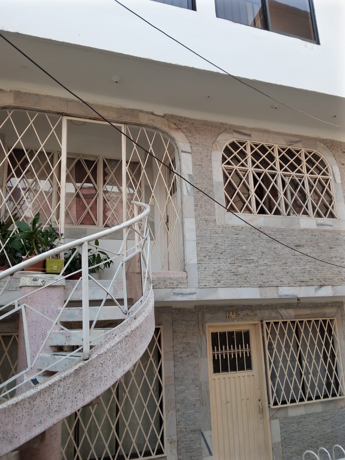 CASA MULTIFAMILIAR EN VENTA, B. NAPOLES, SUR, CALI CH-MN