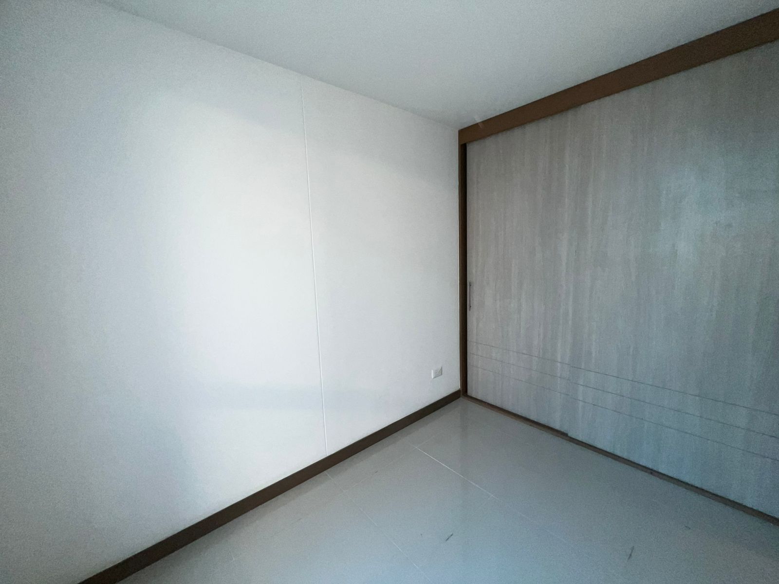 VENTA DE APARTAMENTO KERETARO DEL VIENTO, LA FLORA - CALI.