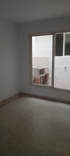 SE VENDE CASA C CORDOBA 3 PISOS INDEPENDIENTES, BENF RENTA RQ