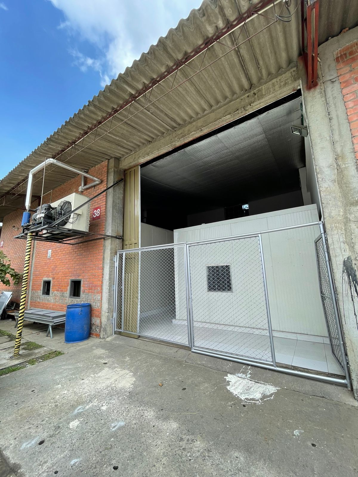 SE VENDE BODEGA LA NUBIA 1