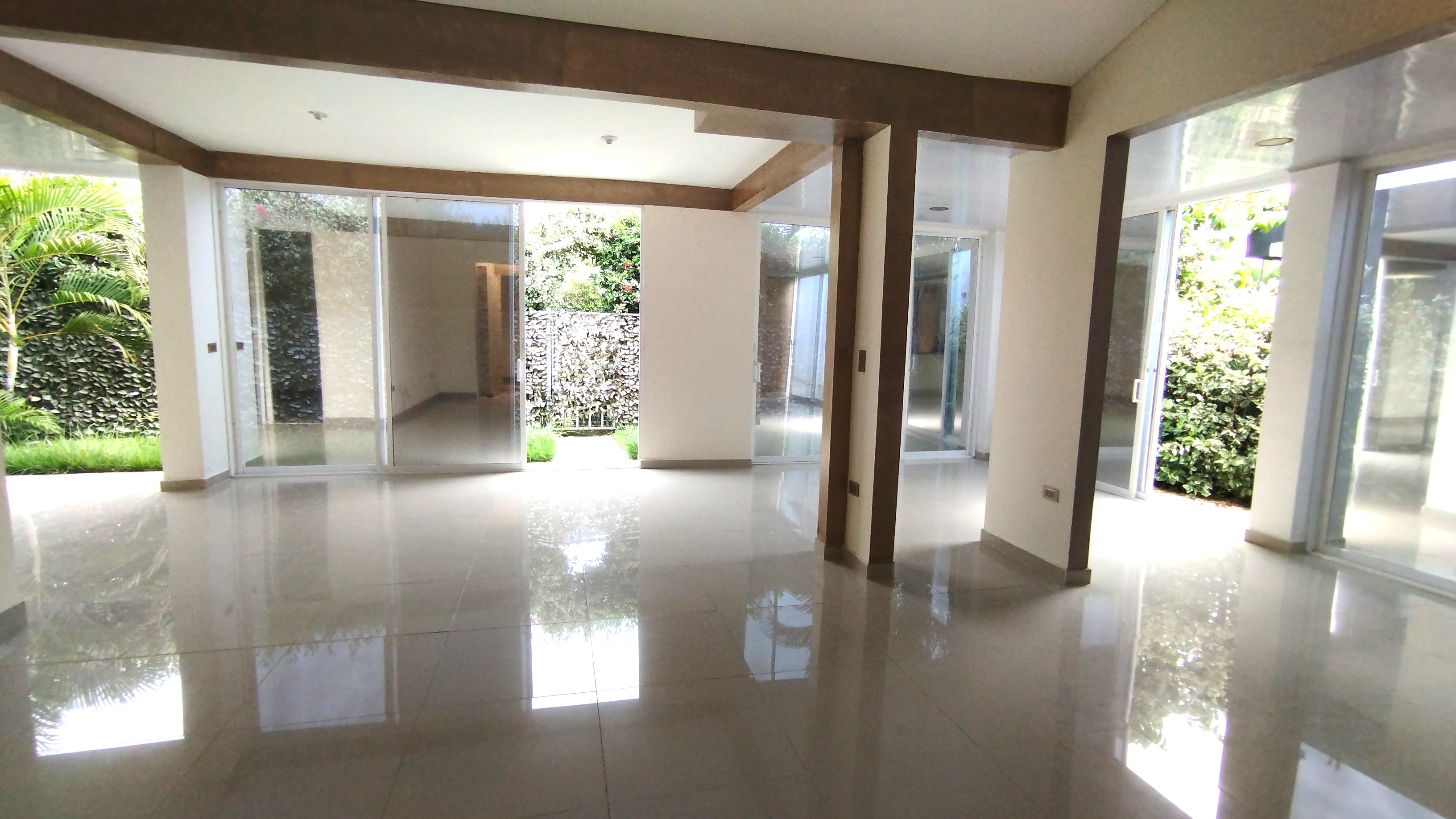 CONJUNTO RESIDENCIAL AZUCENAS DEL CASTILLO JAMUNDI