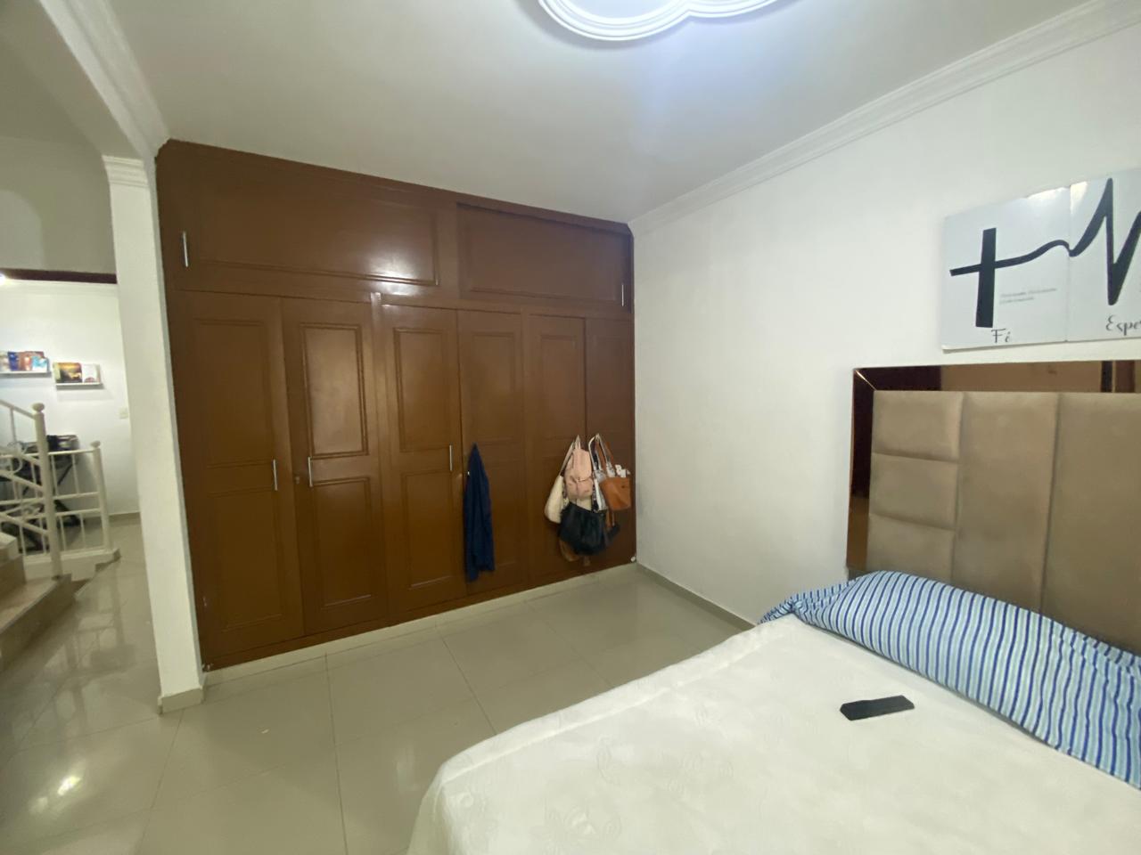 VENTA DE CASA UNIFAMILIAR EN CIUDAD 2000