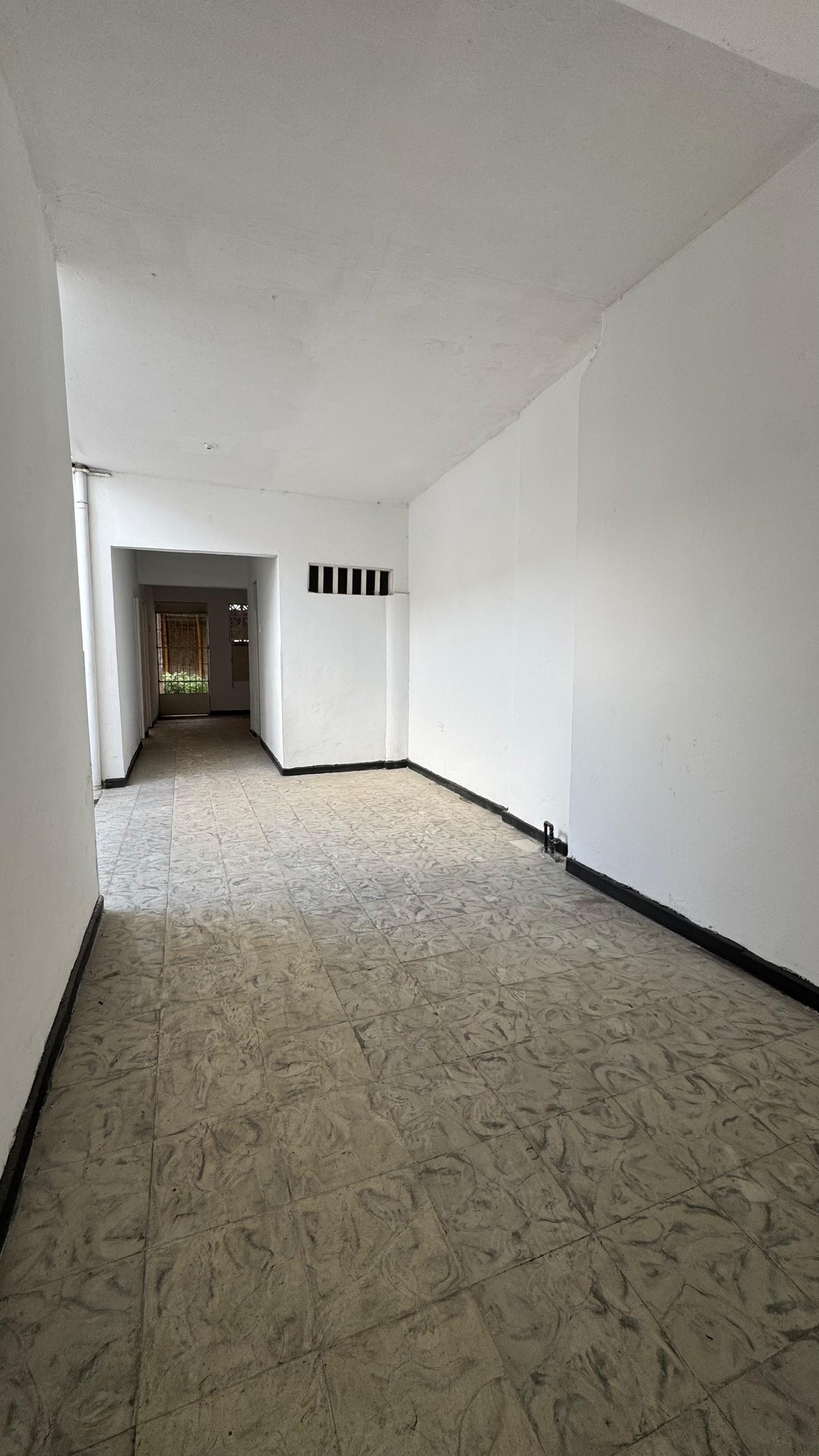 VENTA CASA BARRIO SANTA ELENA