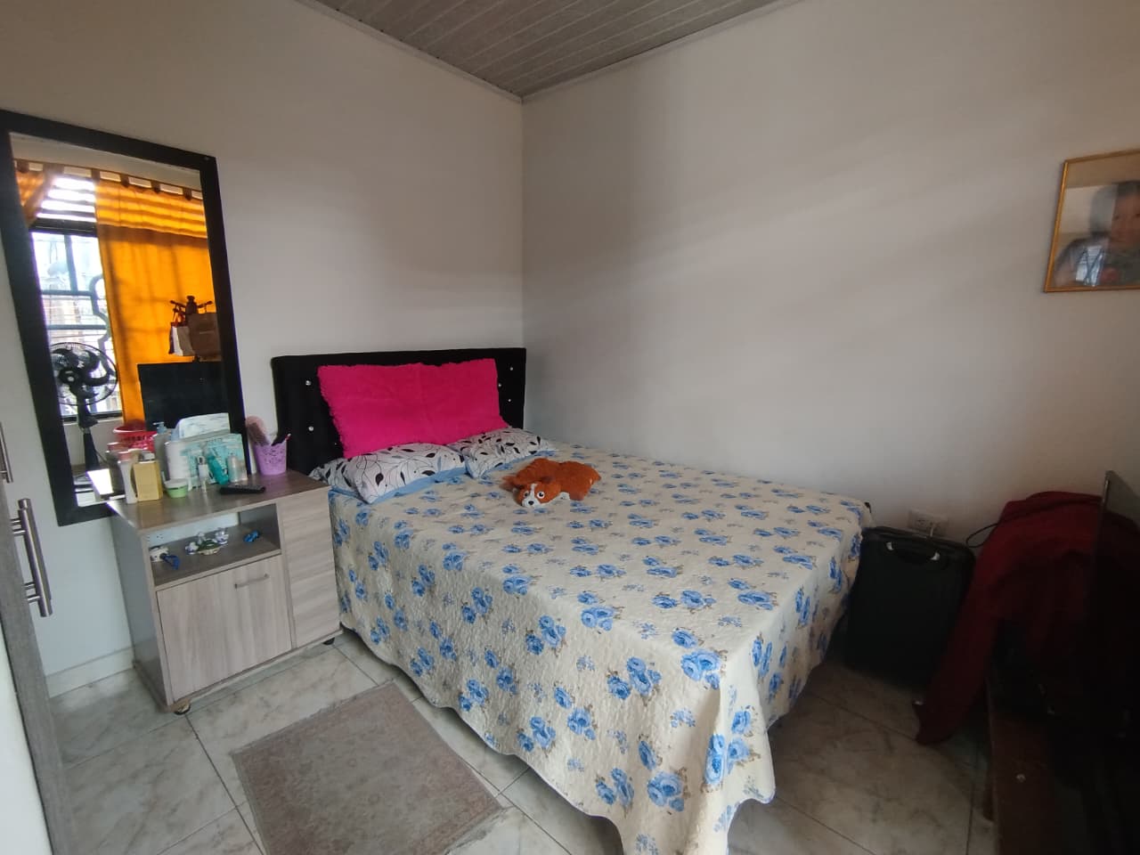 VENTA CASA 2 PISOS B. REPUBLICA DE ISRAEL RENTABILIDAD DEL 9% CH-MN