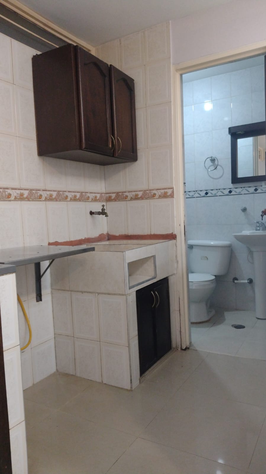 SE VENDE CASA BARRIO SANTA ISABEL