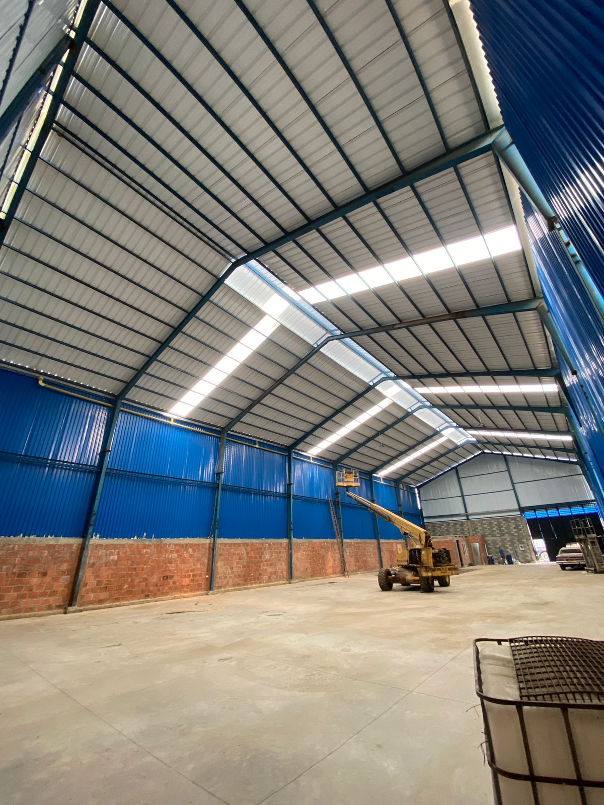 SE VENDE BODEGA DE 750MTS EN CAUCASECO