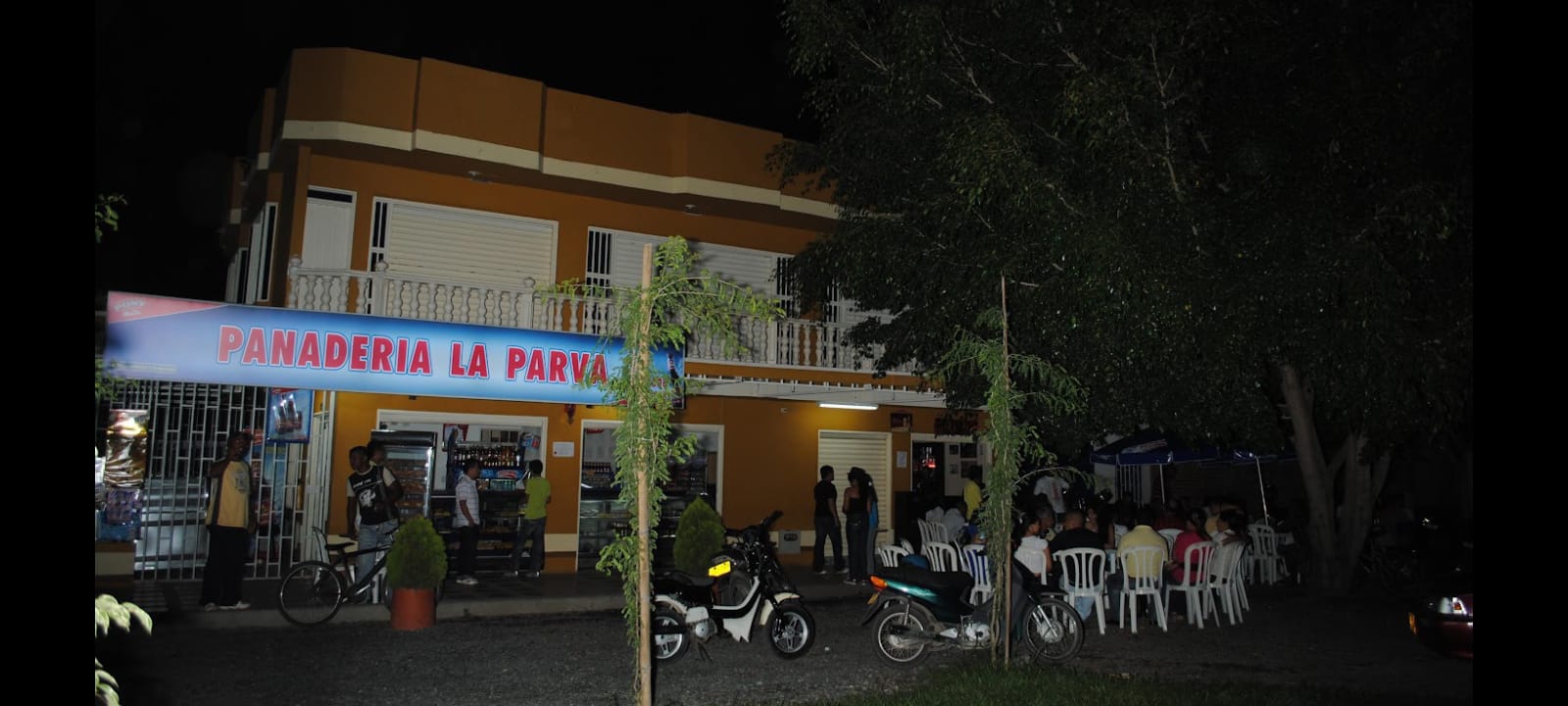 VENTA CASA COMERCIAL FRENTE A LA CARRETERA CENTRAL EL CERRITO CH