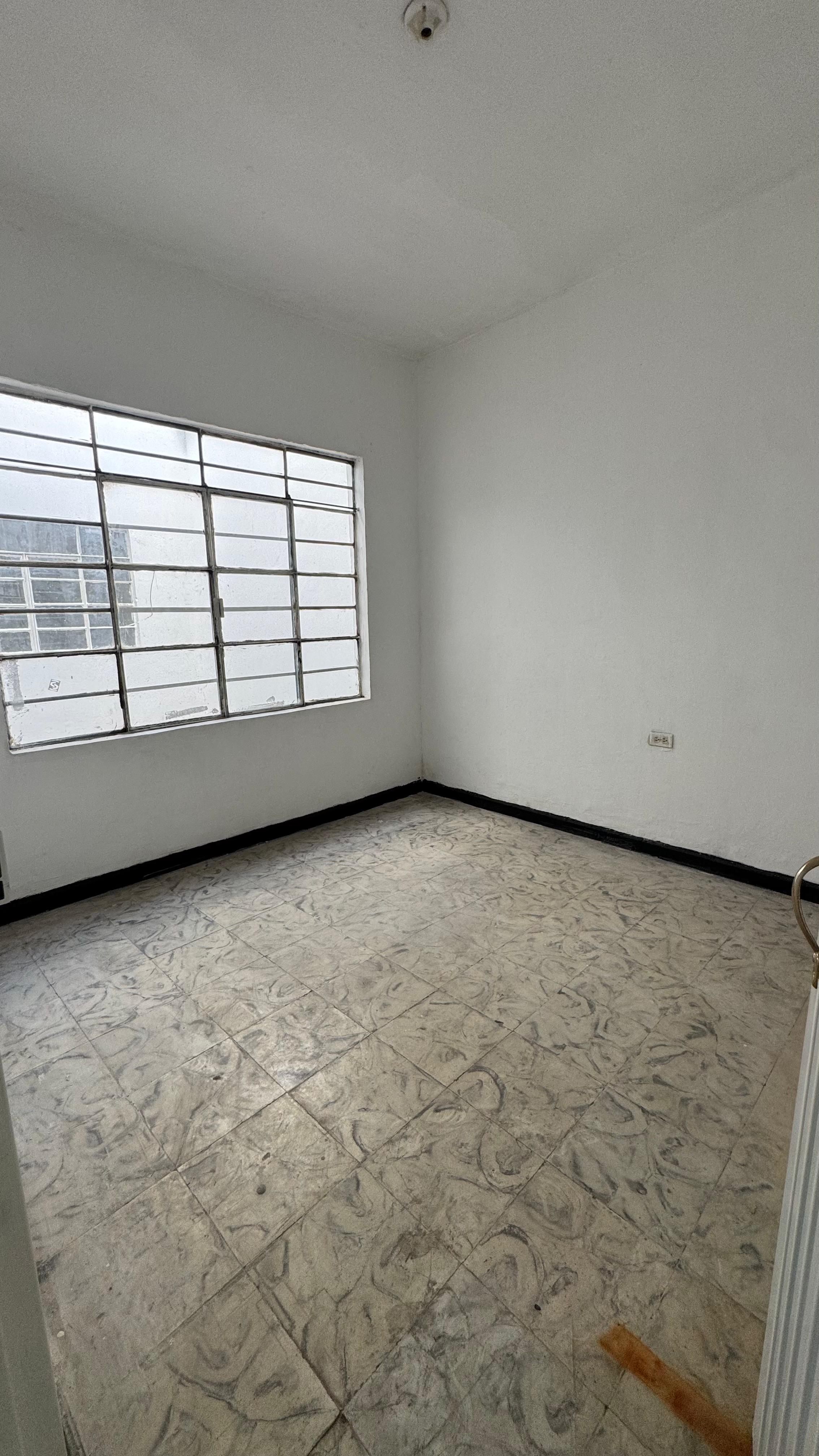 VENTA CASA BARRIO SANTA ELENA