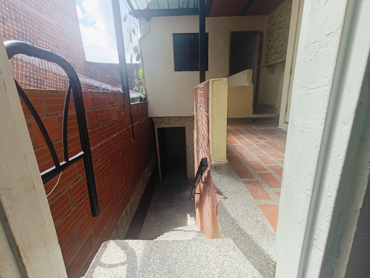 Casa En Venta En Castilla Medellín