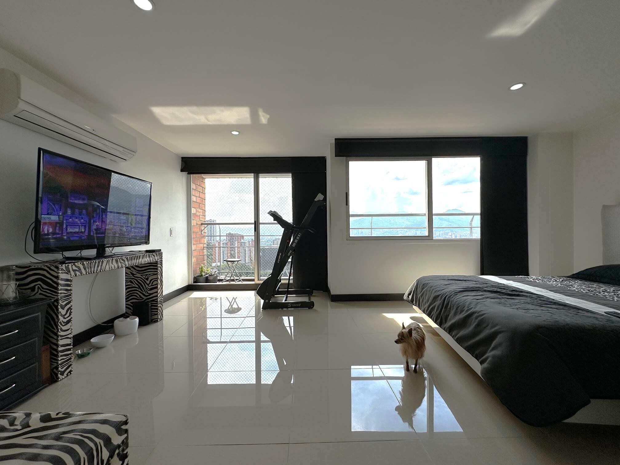 Penthouse Dúplex en Venta Loma del Indio Poblado Medellín