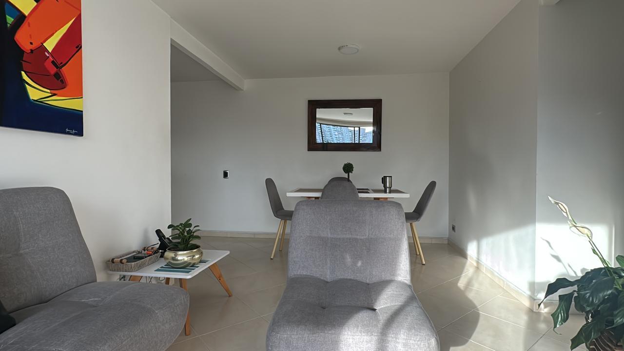 Apartamento En Venta Los Colores Medellín