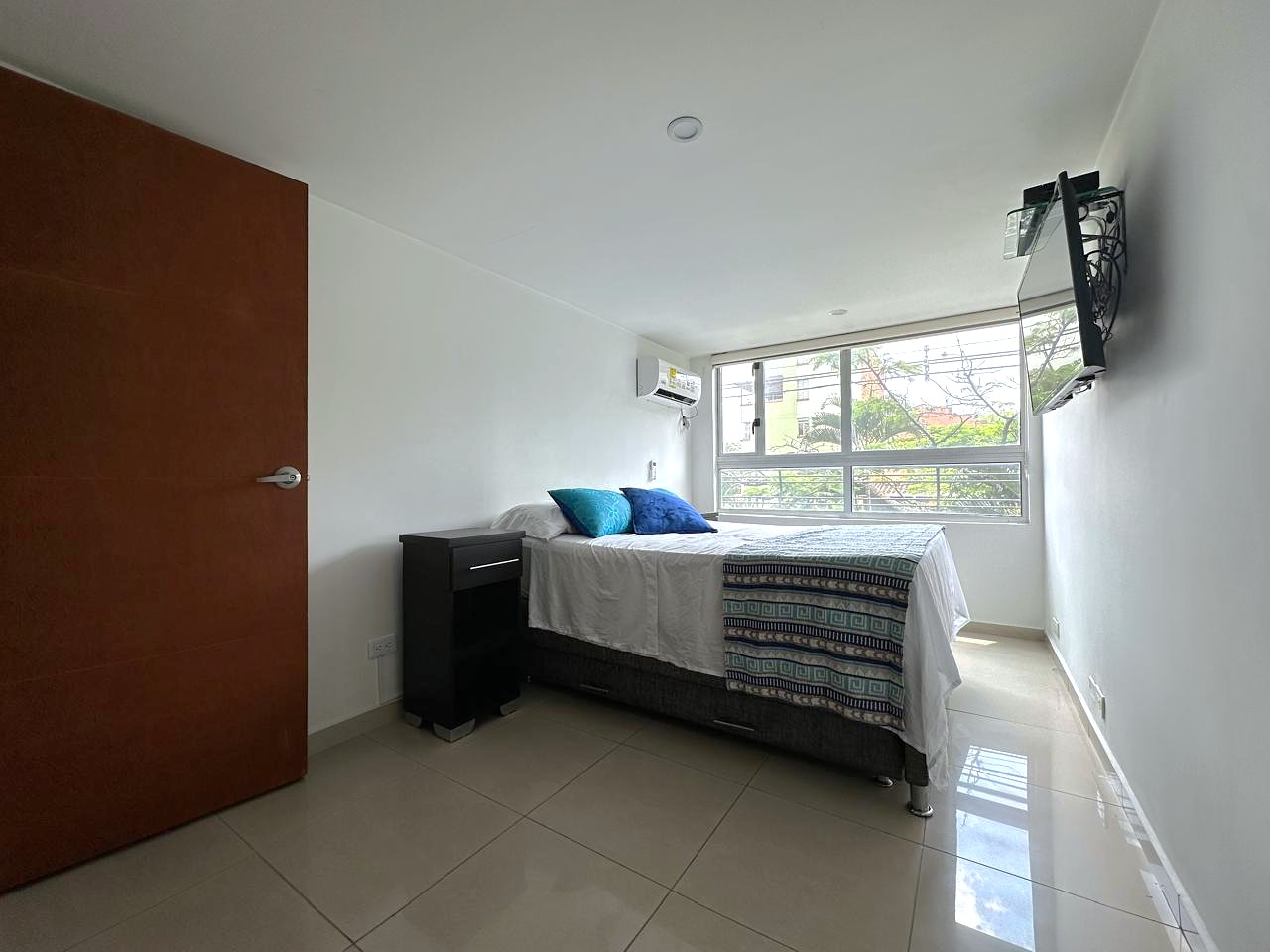 Apartaestudio En Arriendo La Castellana Medellín