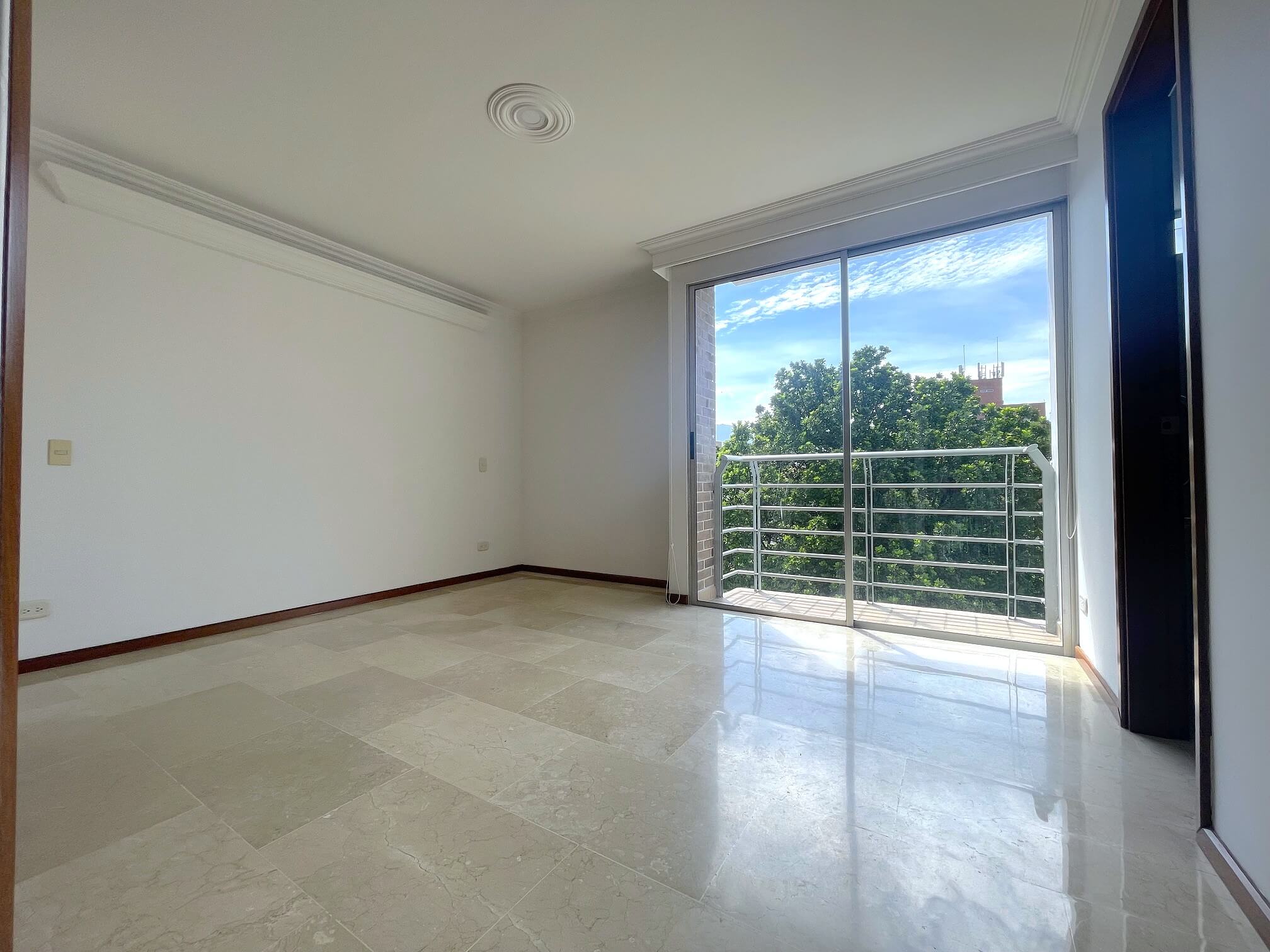 Apartamento En Venta Laureles  Medellín