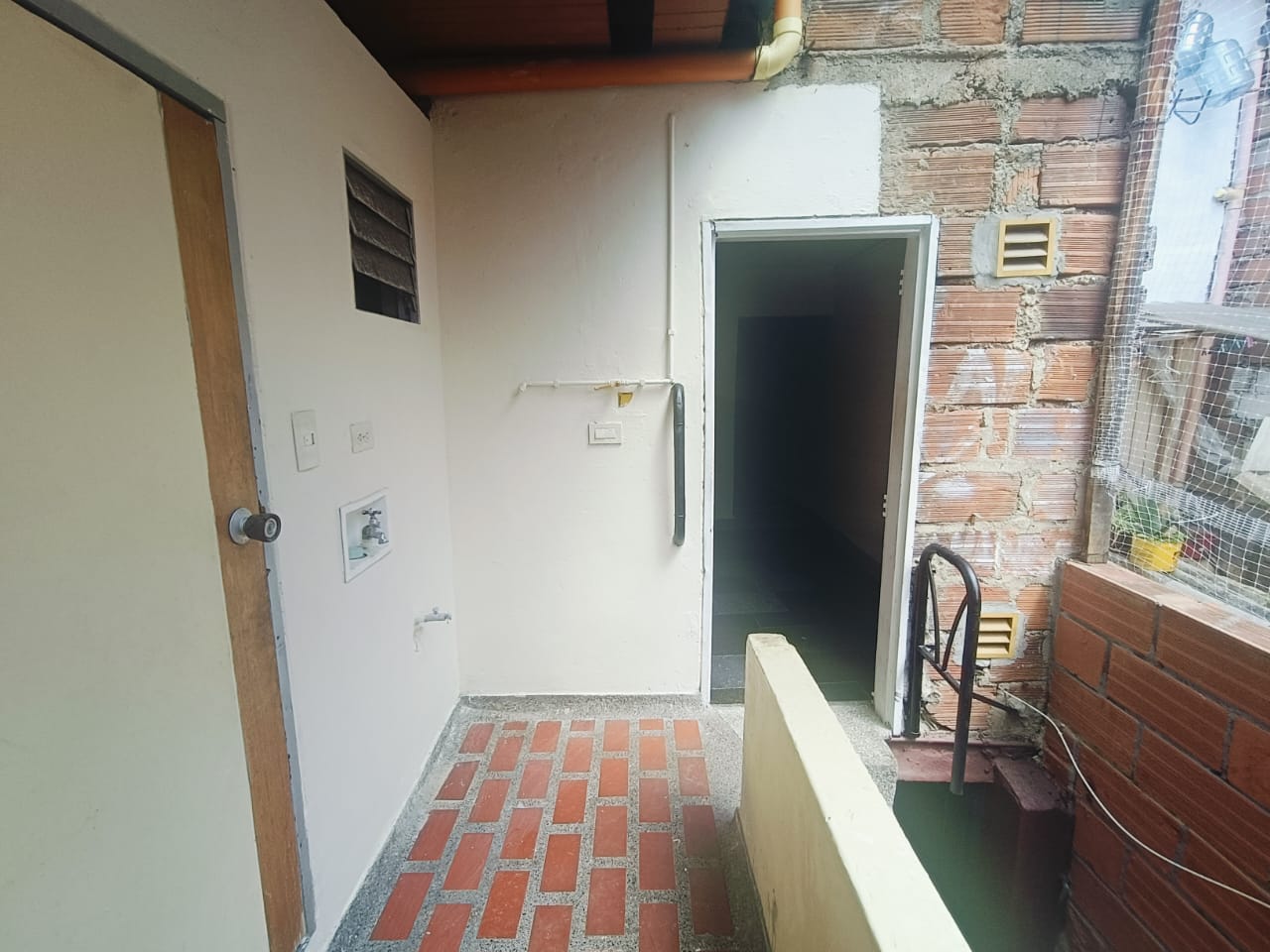Casa En Venta En Castilla Medellín