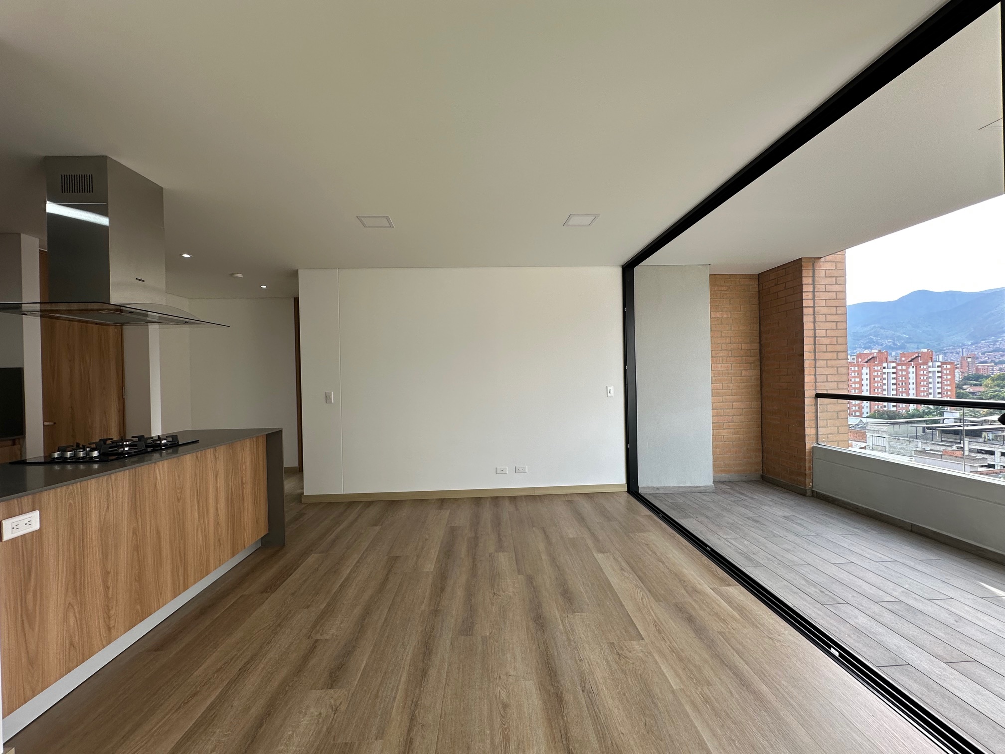 Apartamento En Venta Los Colores Medellín