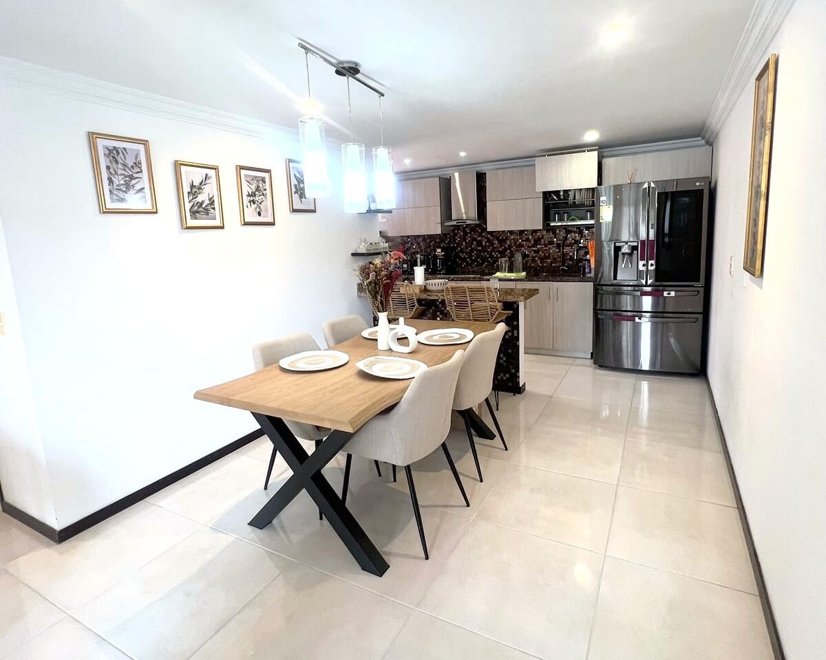 Apartamento En Venta Los Colores Medellín Antioquia
