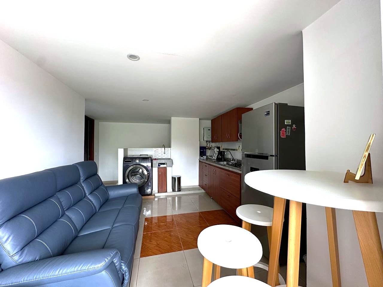 Apartaestudio En Arriendo La Castellana Medellín