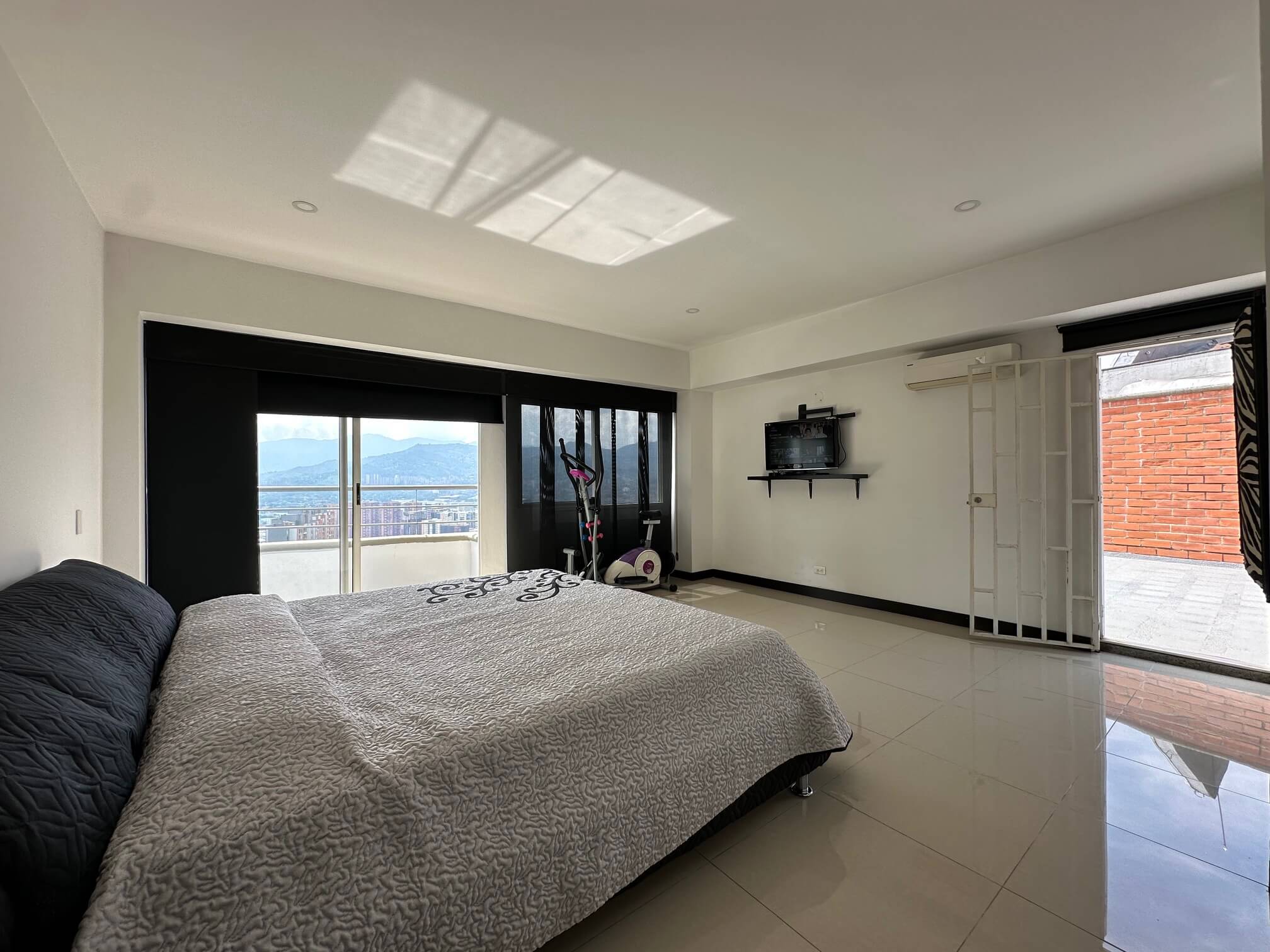 Penthouse Dúplex en Venta Loma del Indio Poblado Medellín