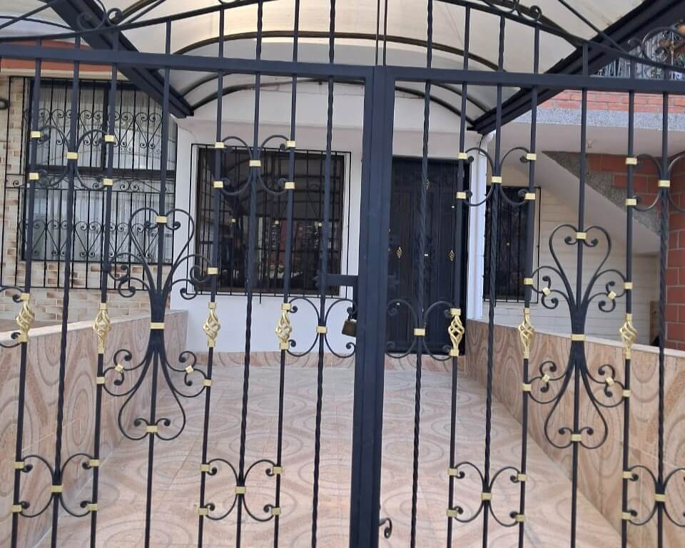 Casa En arriendo Bello Cabañas Antioquia