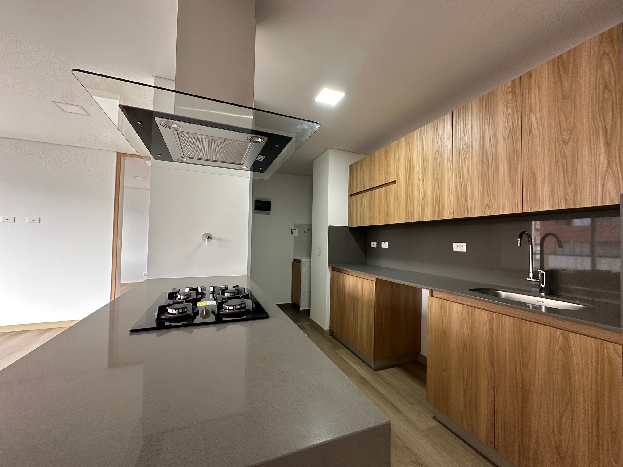 Apartamento En Venta Los Colores Medellín