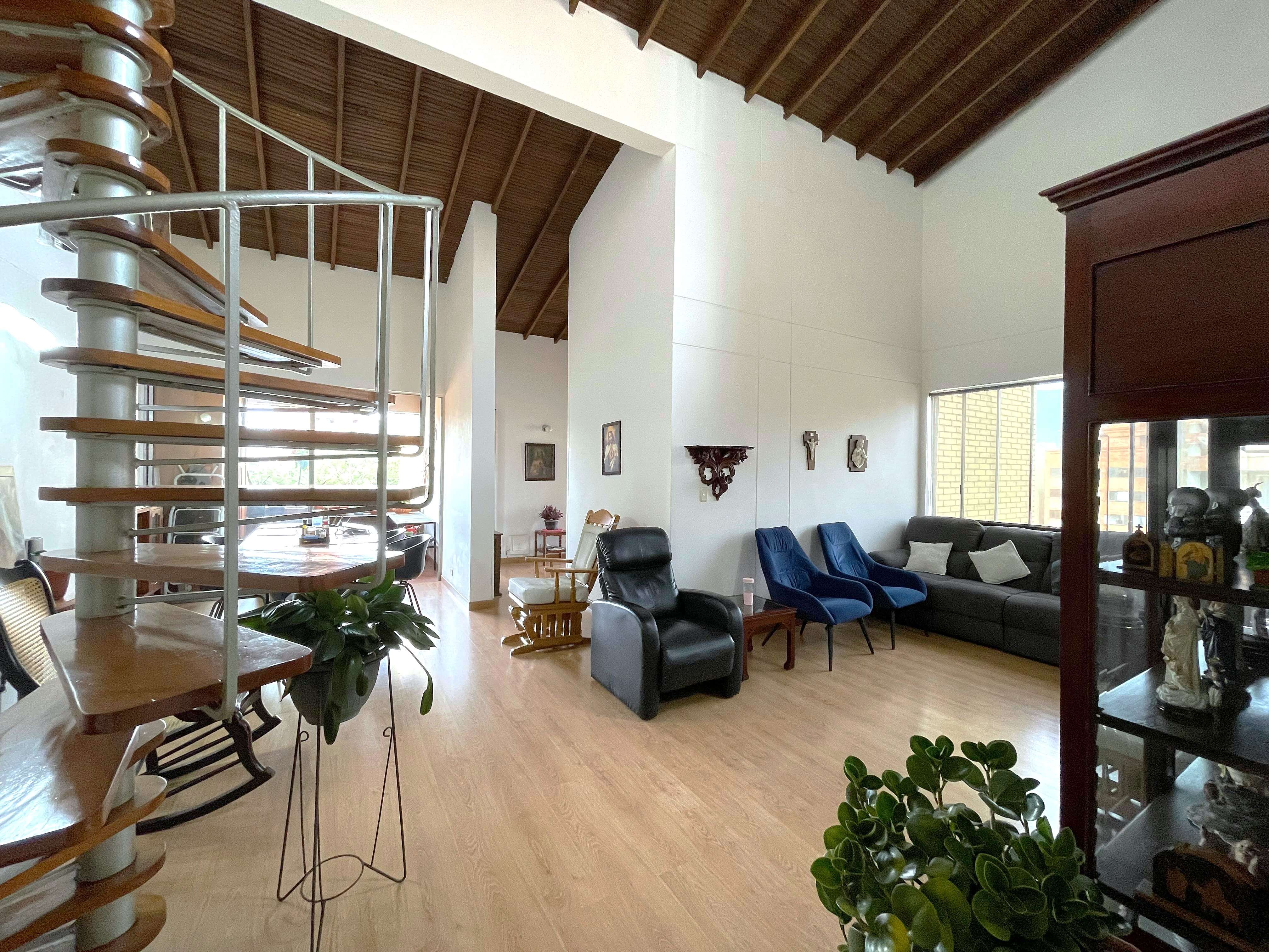 Apartamento Dúplex En Venta Laureles Segundo Parque Medellín