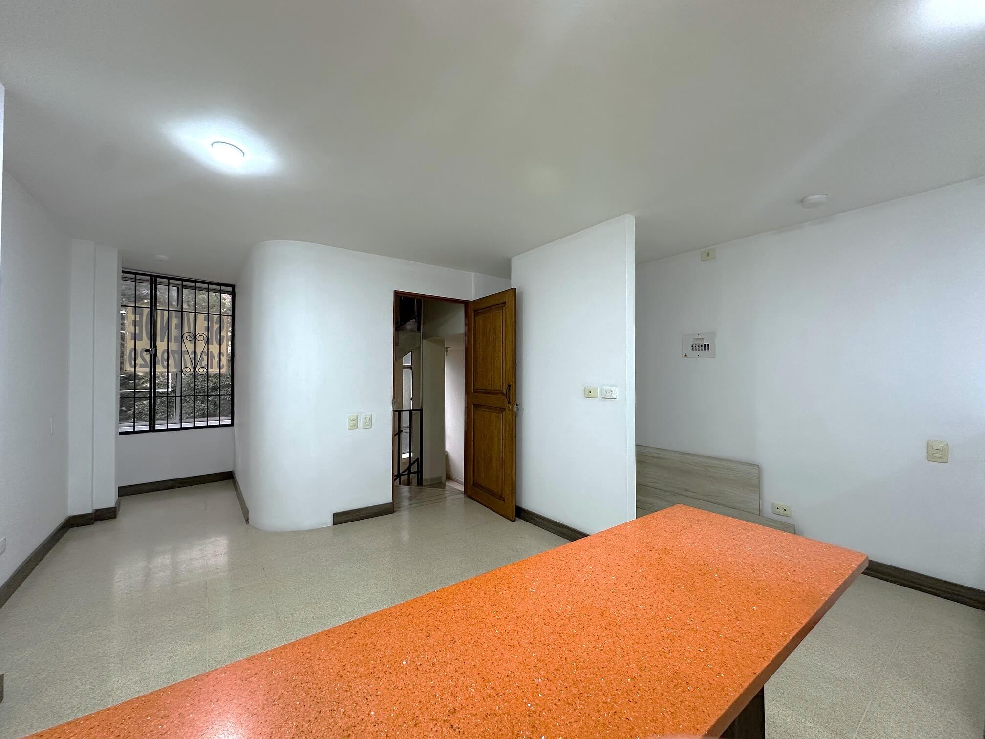 Apartaestudio En Venta Calasanz Parte Baja Medellín