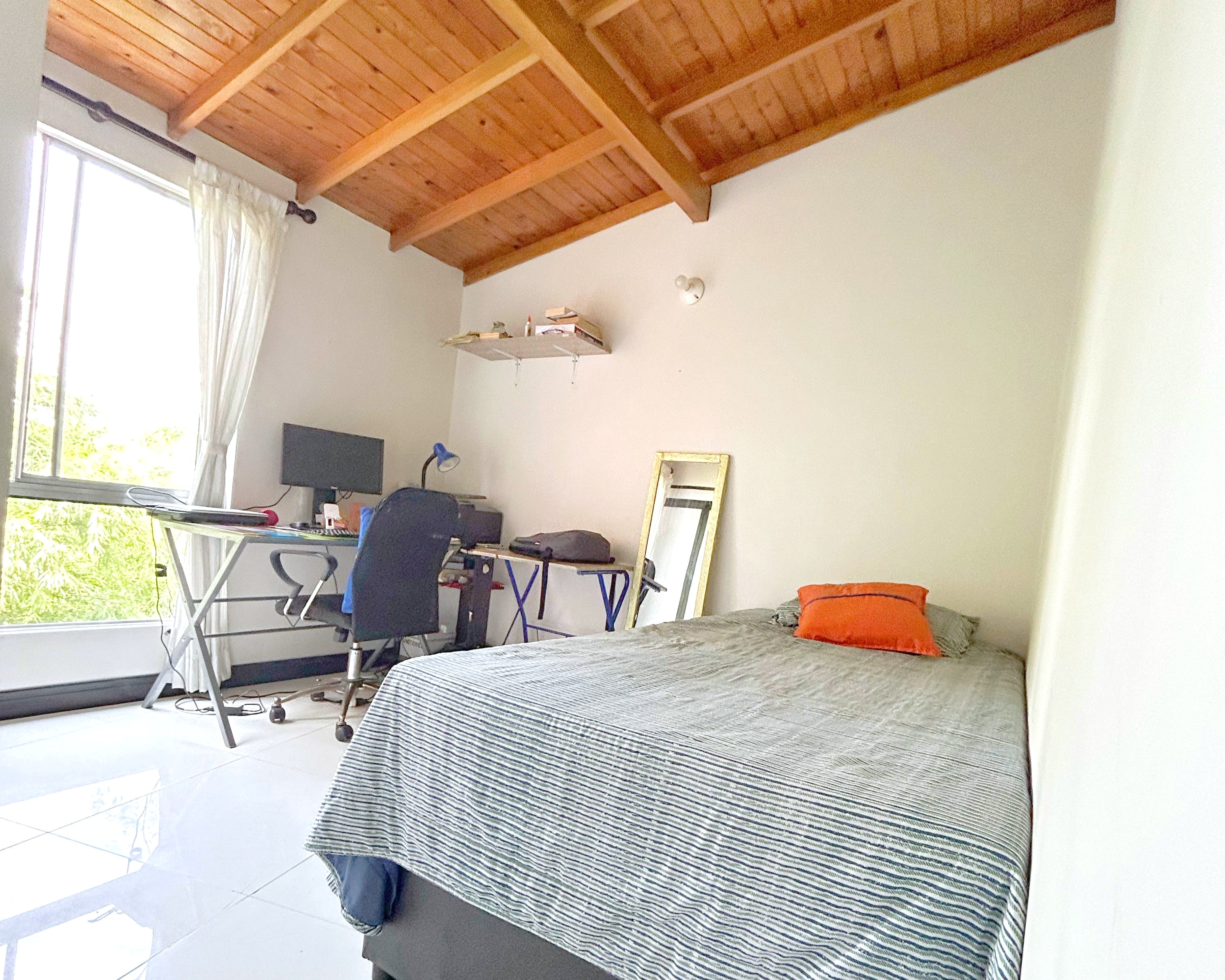 Apartamento En Venta Loma San Julian El Poblado Medellín
