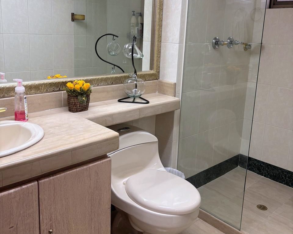 Apartamento En Venta Sector Lalinde el Poblado Antioquia