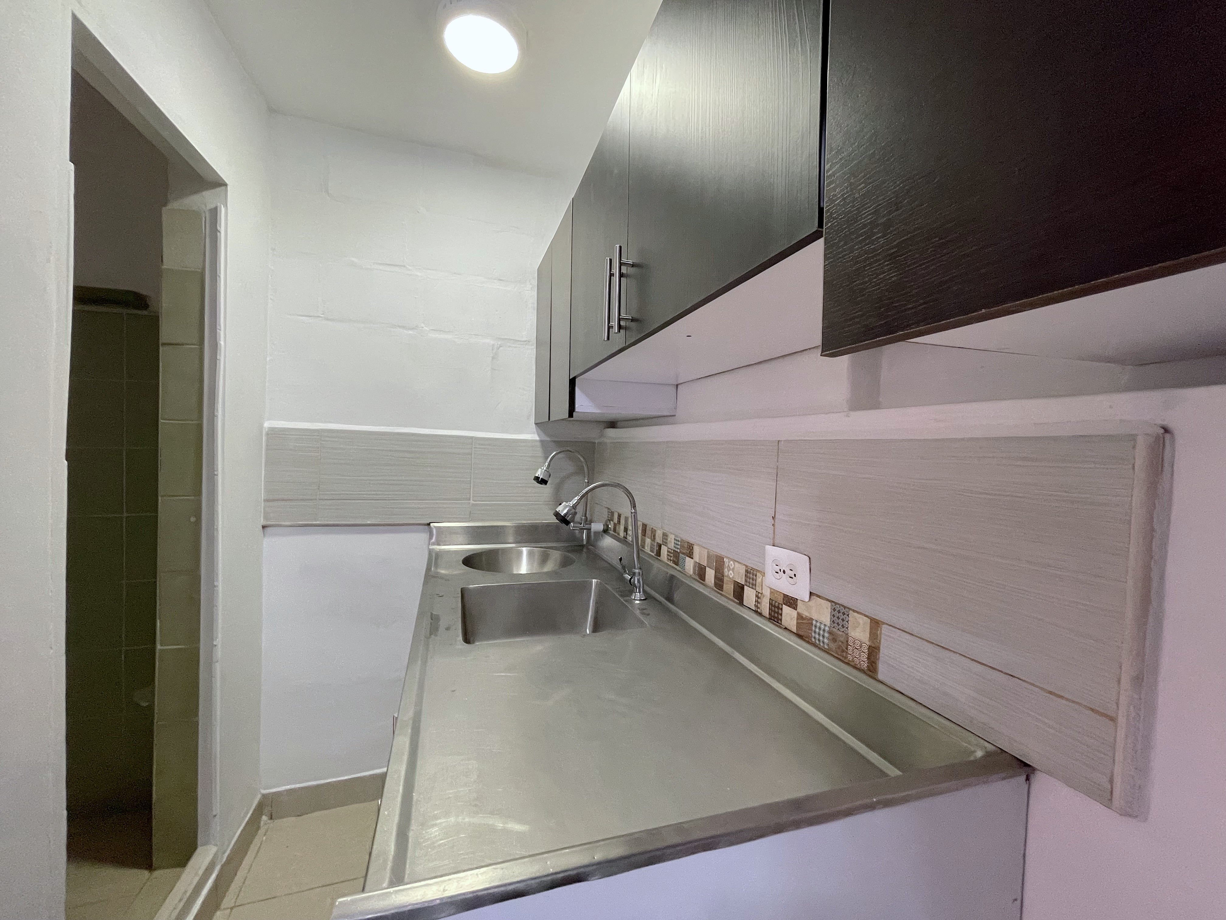 Apartaestudio En Arriendo Barrio Cristóbal Medellín