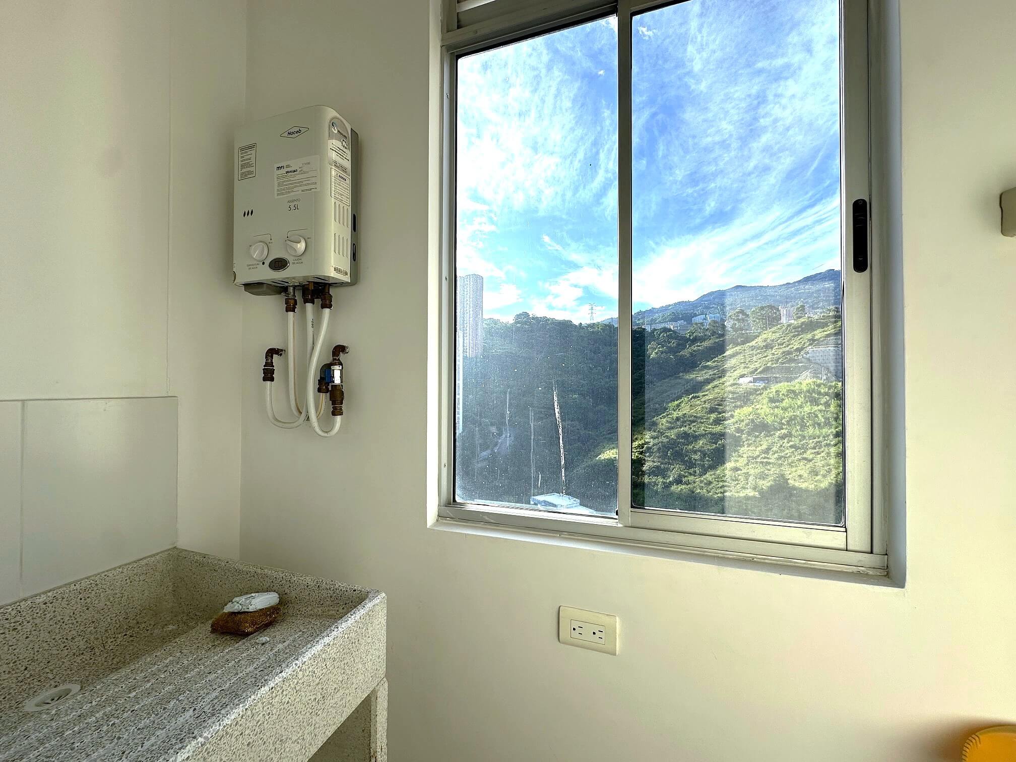 Apartamento En Venta Calasanz Parte Alta Medellín.
