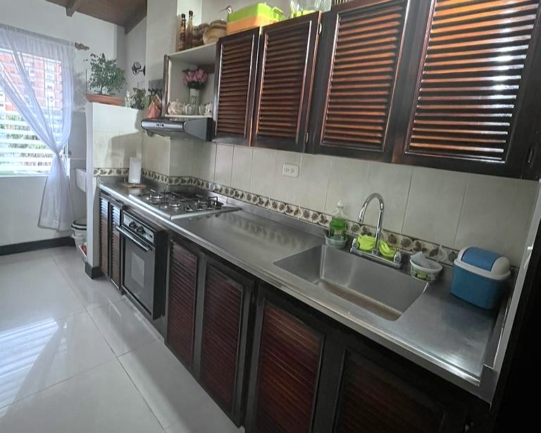 Apartamento En Venta Loma San Julian El Poblado Medellín