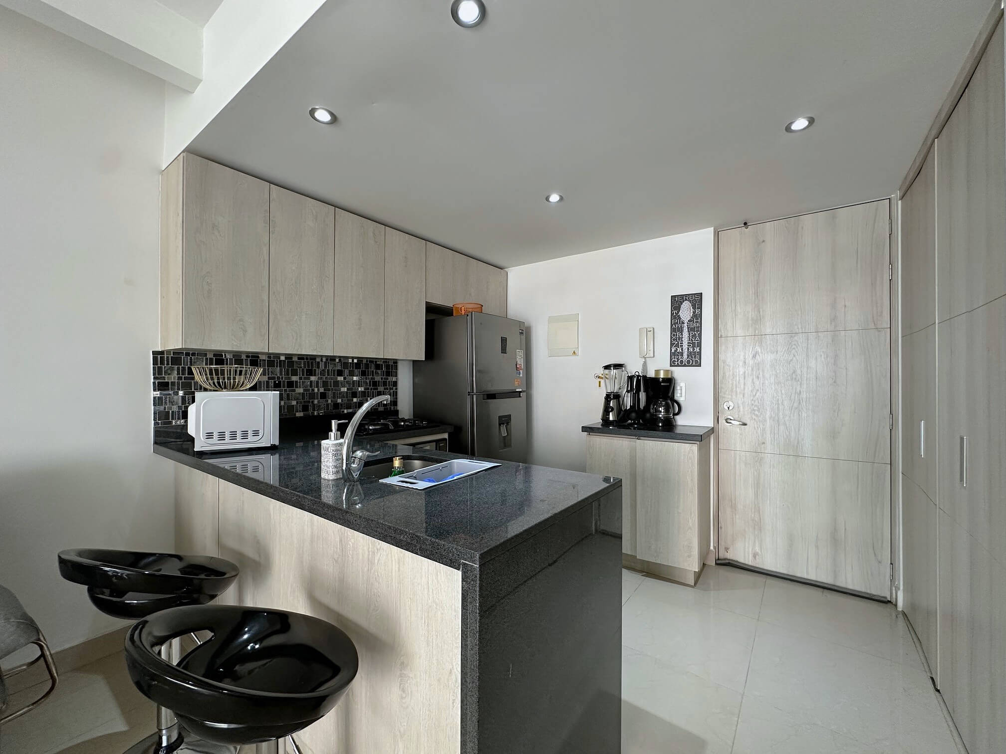 Apartaestudio En Arriendo Loma De Los Bernal Medellín