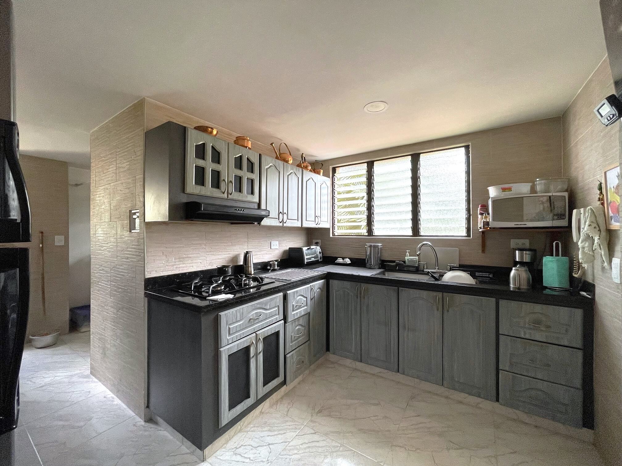 APARTAMENTO EN VENTA REMODELADO SECTOR CERRO NUTIBARA PARTE BAJA