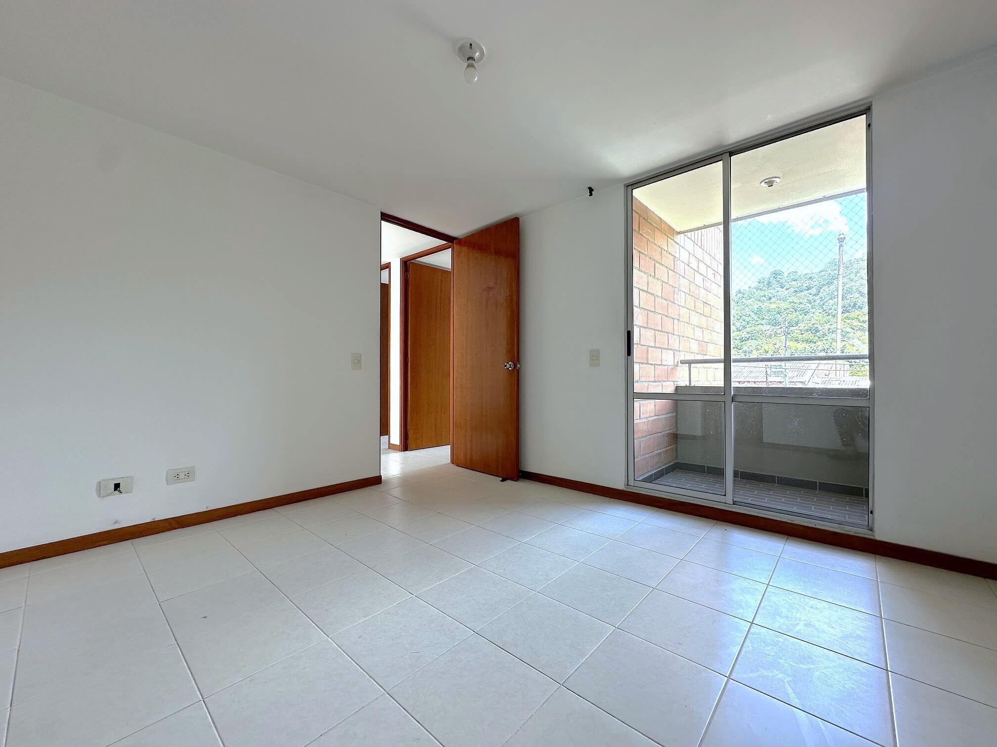 Apartamento En Venta Los Colores Medellín