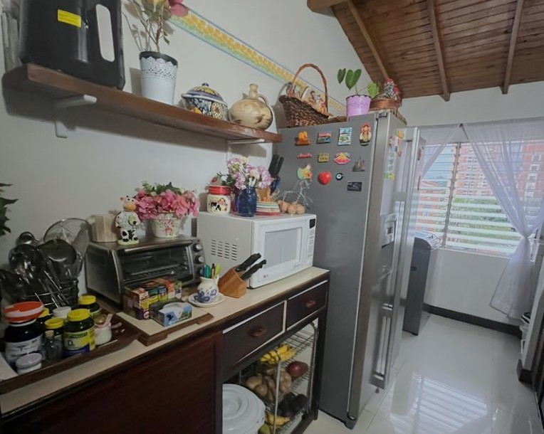 Apartamento En Venta Loma San Julian El Poblado Medellín
