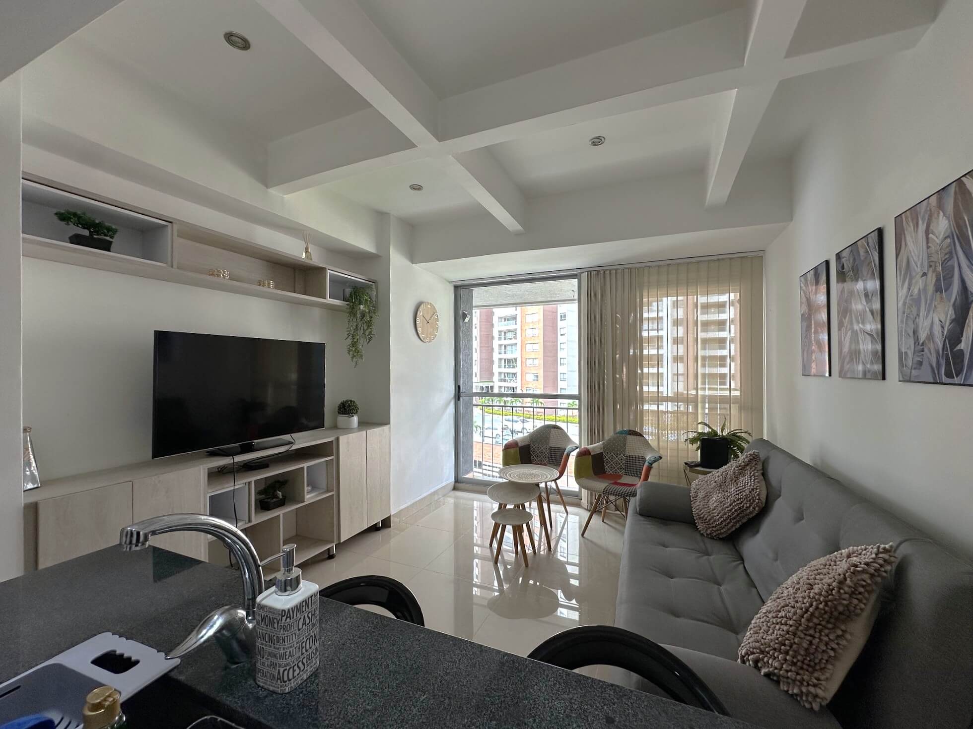 Apartaestudio En Arriendo Loma De Los Bernal Medellín