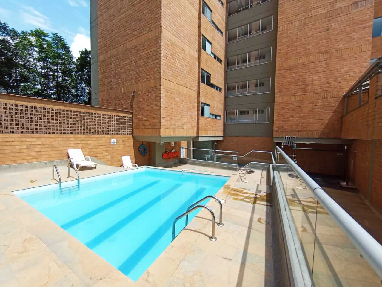 Apartamento En Venta Los Colores Medellín