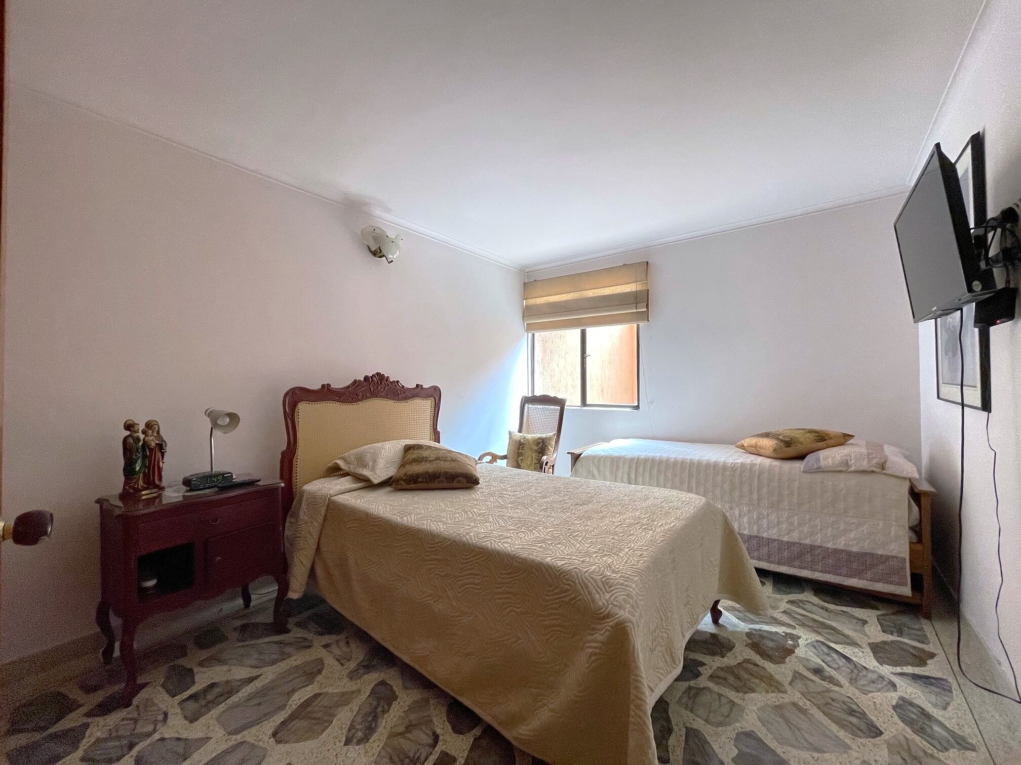 APARTAMENTO EN VENTA REMODELADO SECTOR CERRO NUTIBARA PARTE BAJA