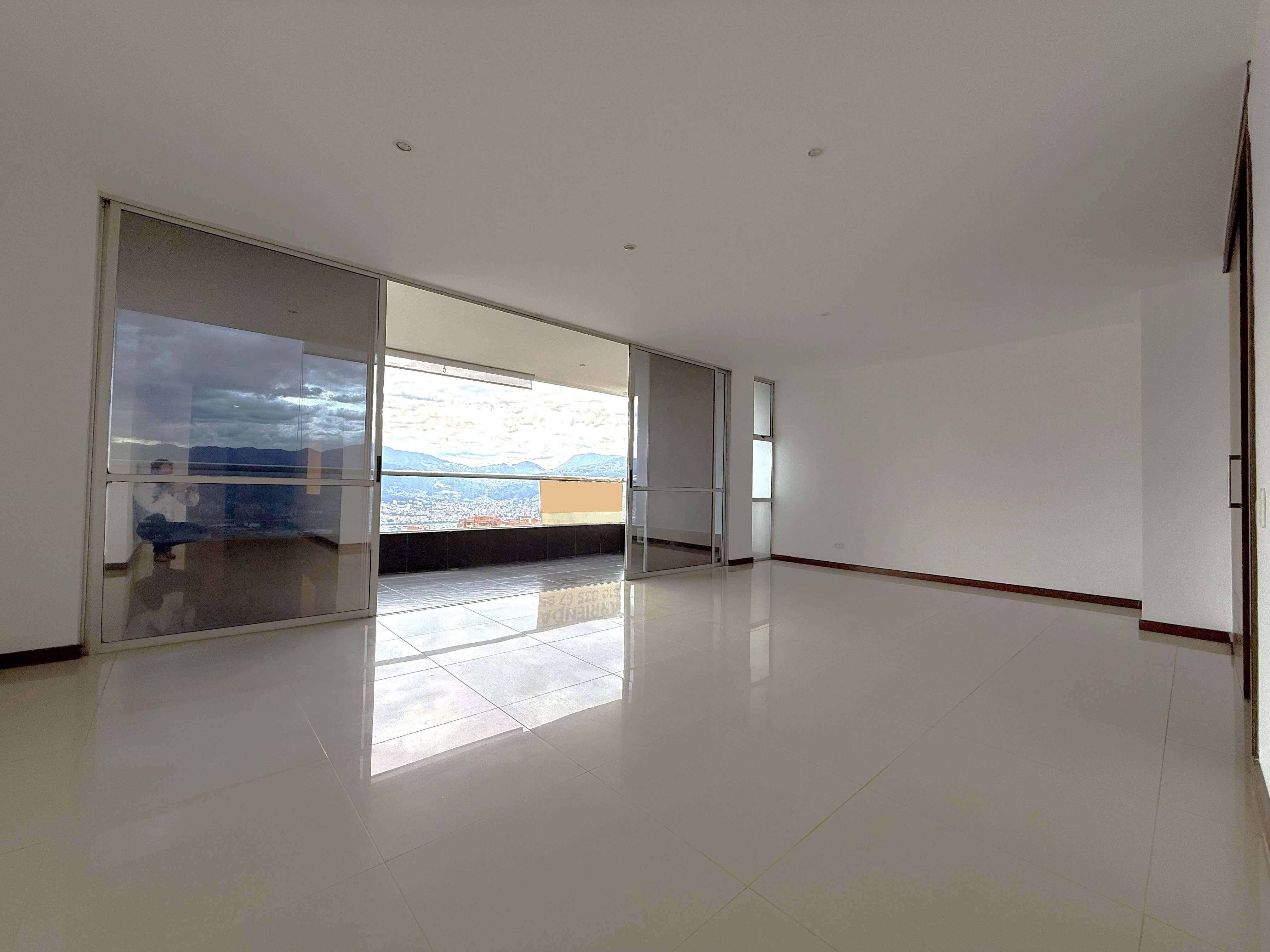Apartamento En Arriendo La Calera El Poblado Medellín