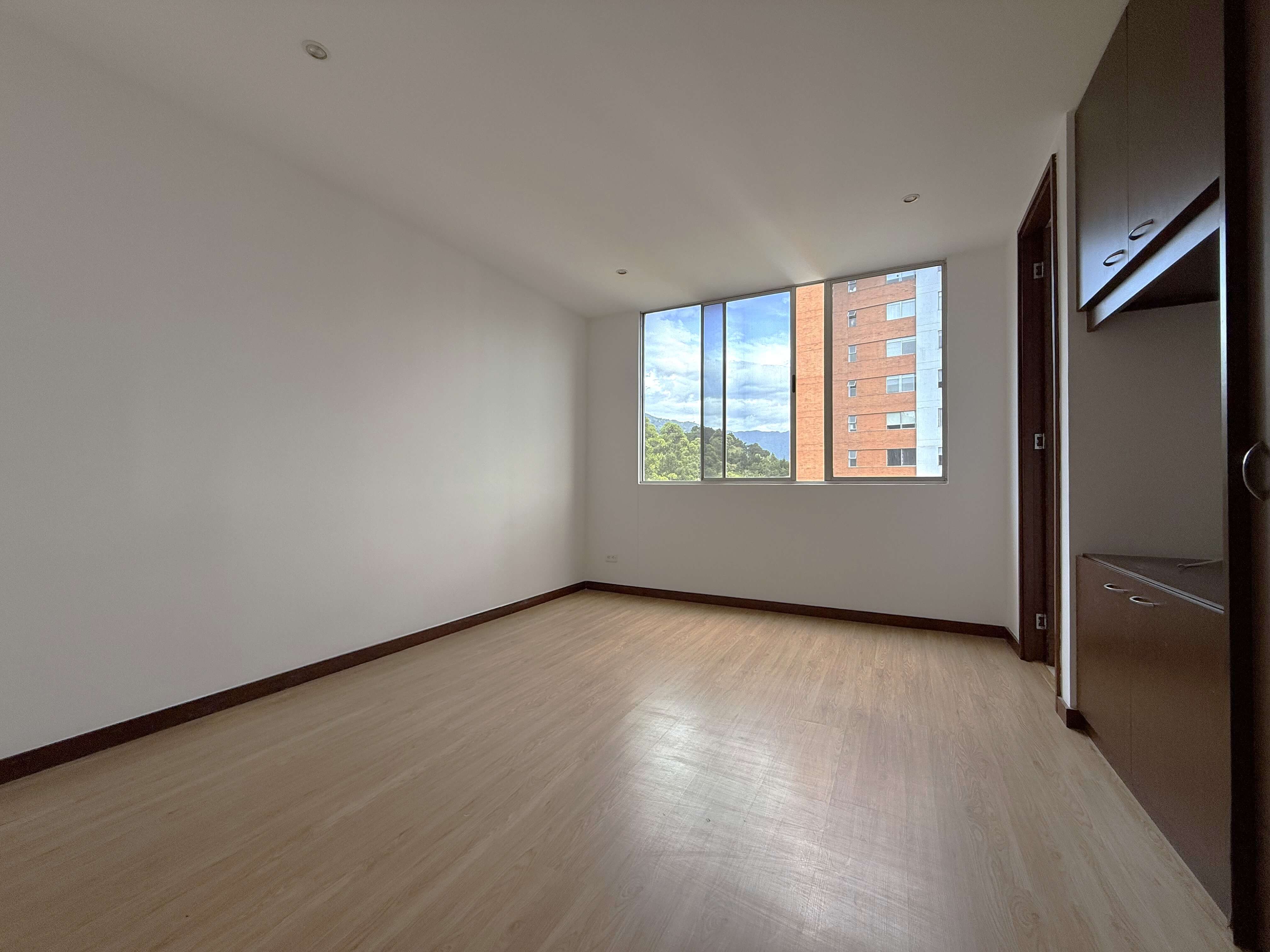 Apartamento En Arriendo La Calera El Poblado Medellín