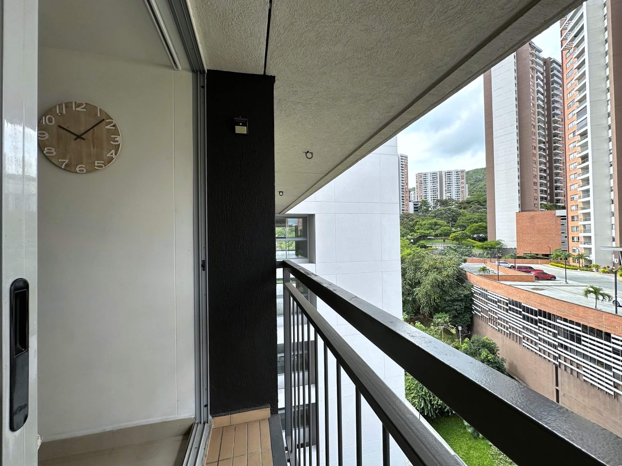 Apartaestudio En Arriendo Loma De Los Bernal Medellín