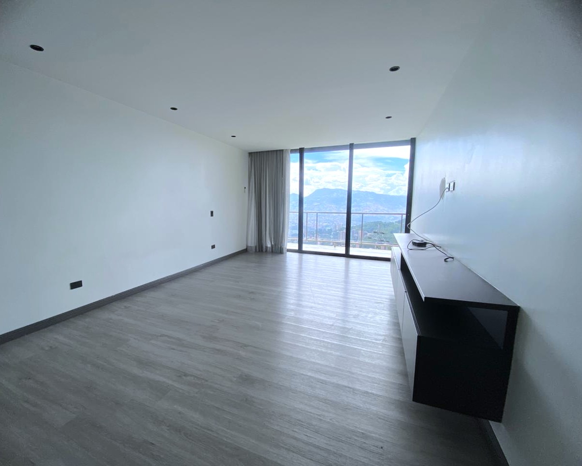 Casa Campestre En Arriendo y/o Venta Las Palmas Medellín Antioquia