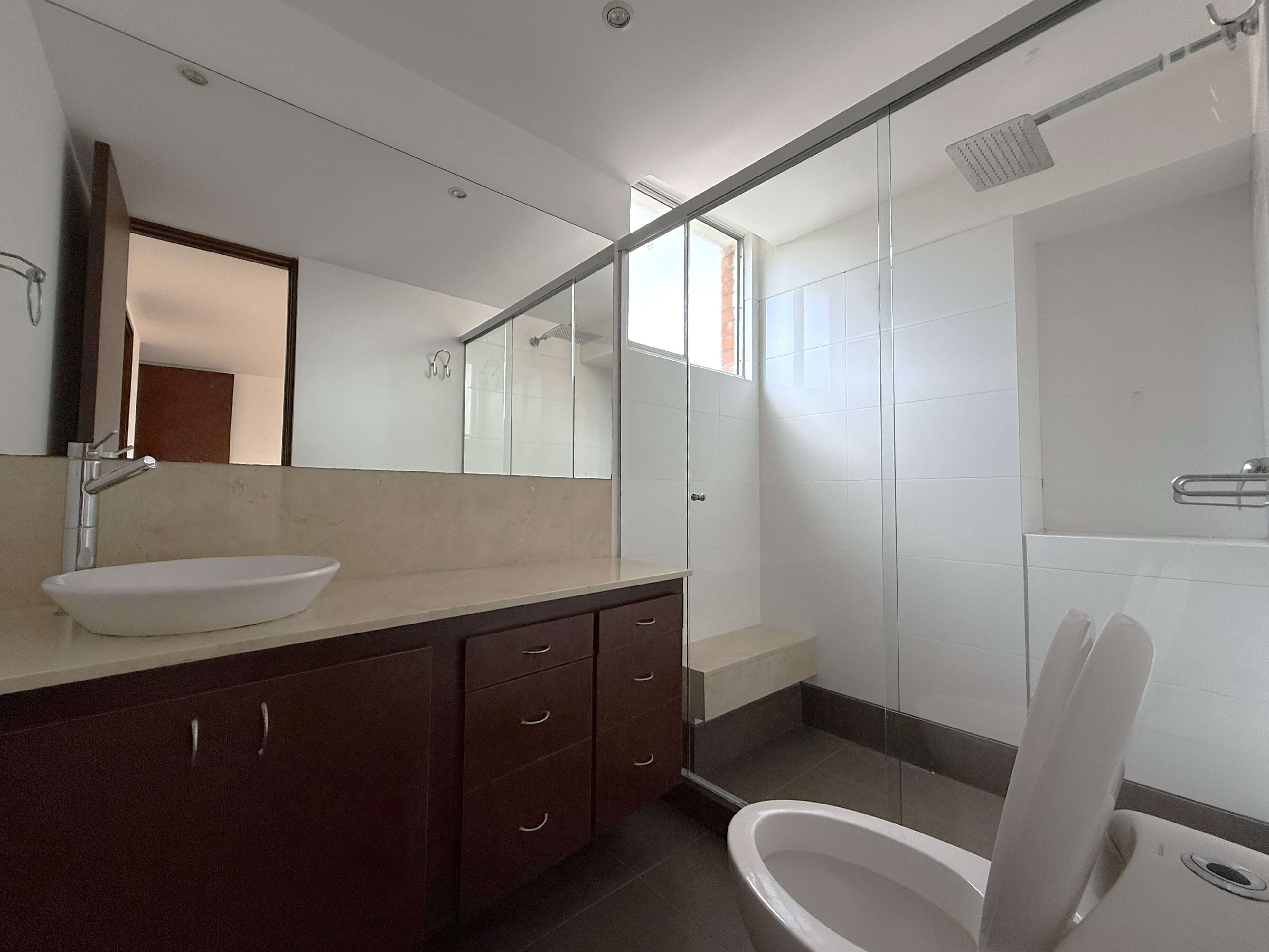 Apartamento En Arriendo La Calera El Poblado Medellín