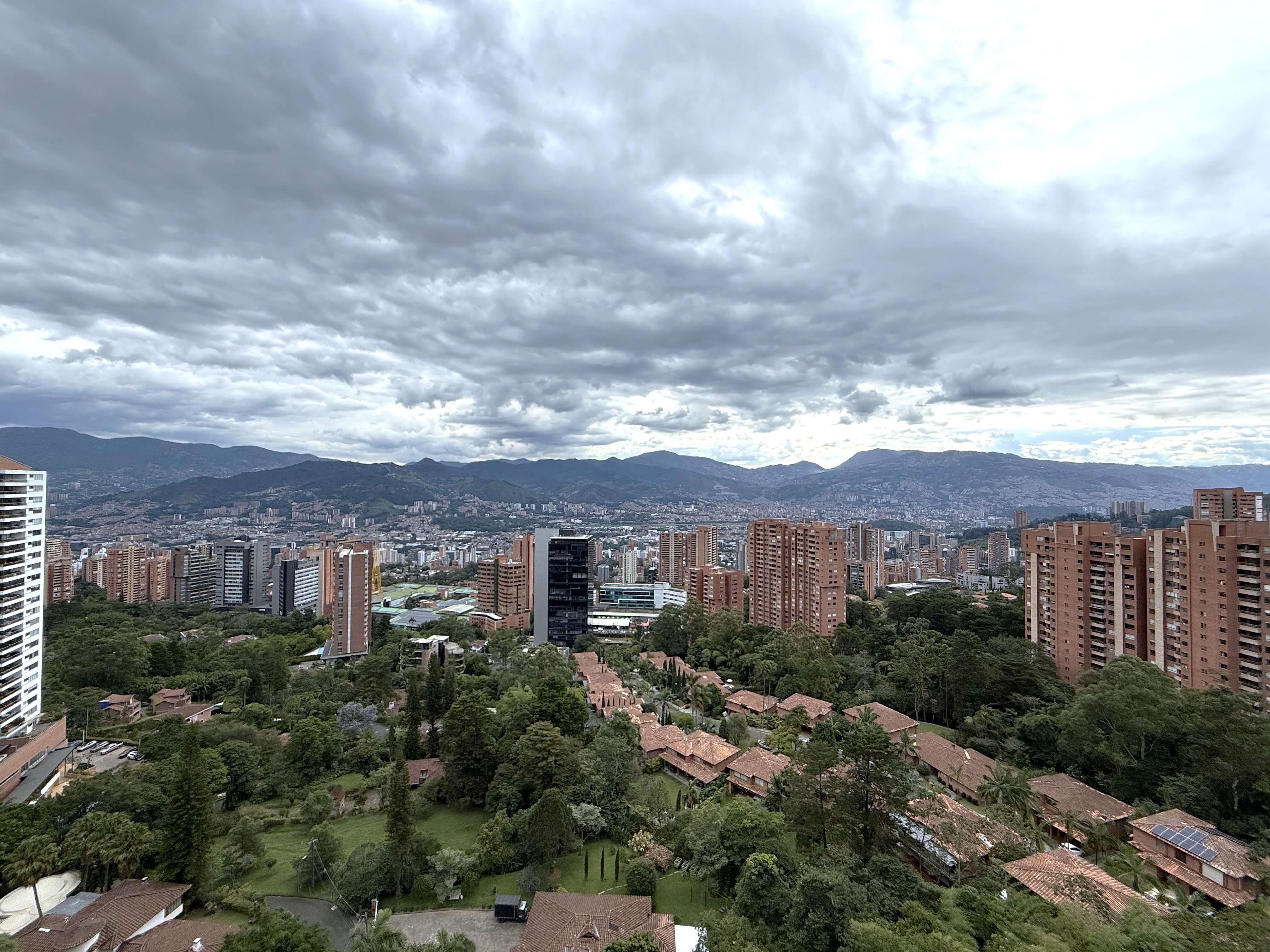 Apartamento En Arriendo La Calera El Poblado Medellín